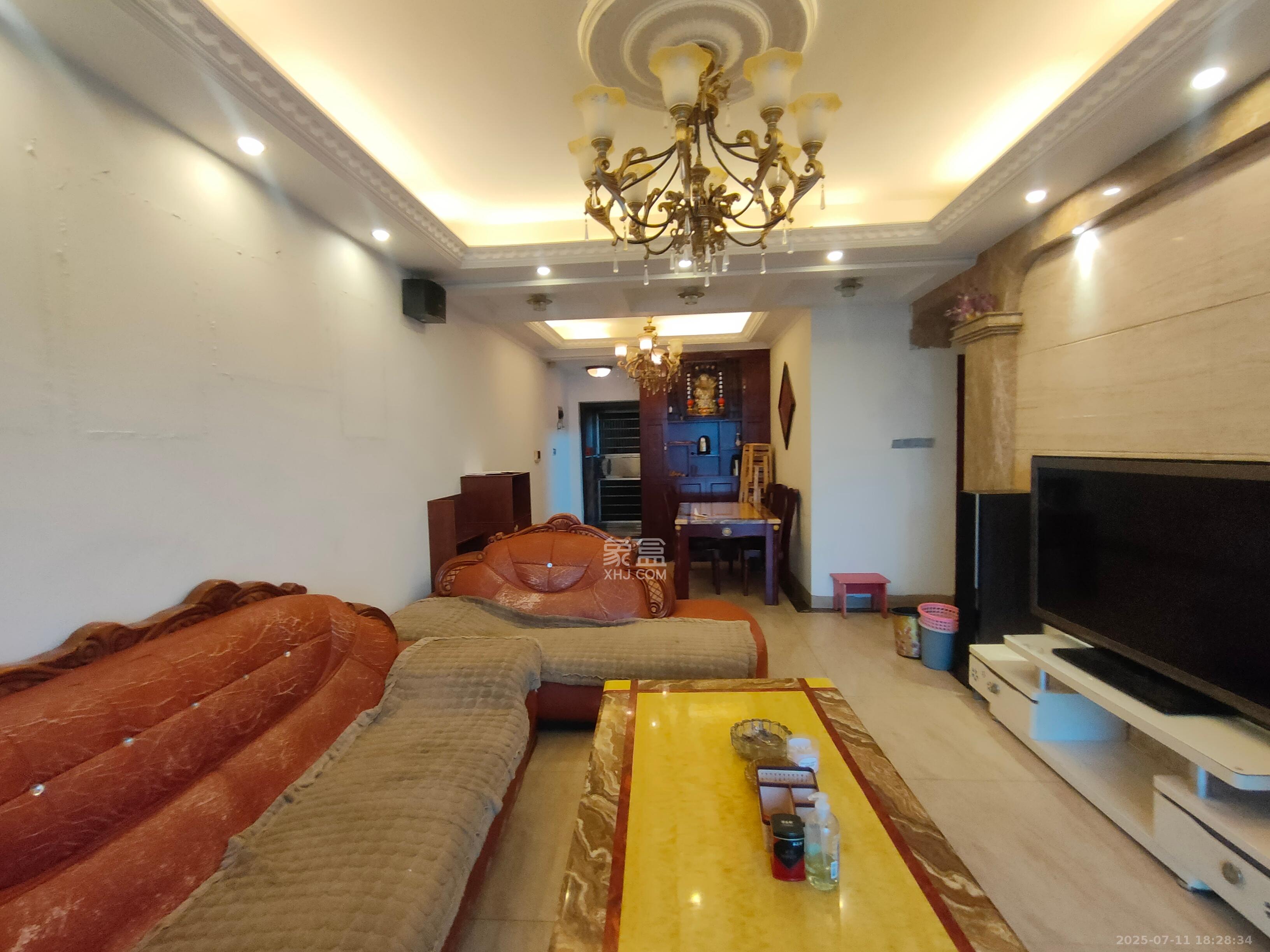 江河双水湾 3室2厅1卫 2700.0元/月 江河双水湾 3室2厅1卫 2700.0元/月室内图