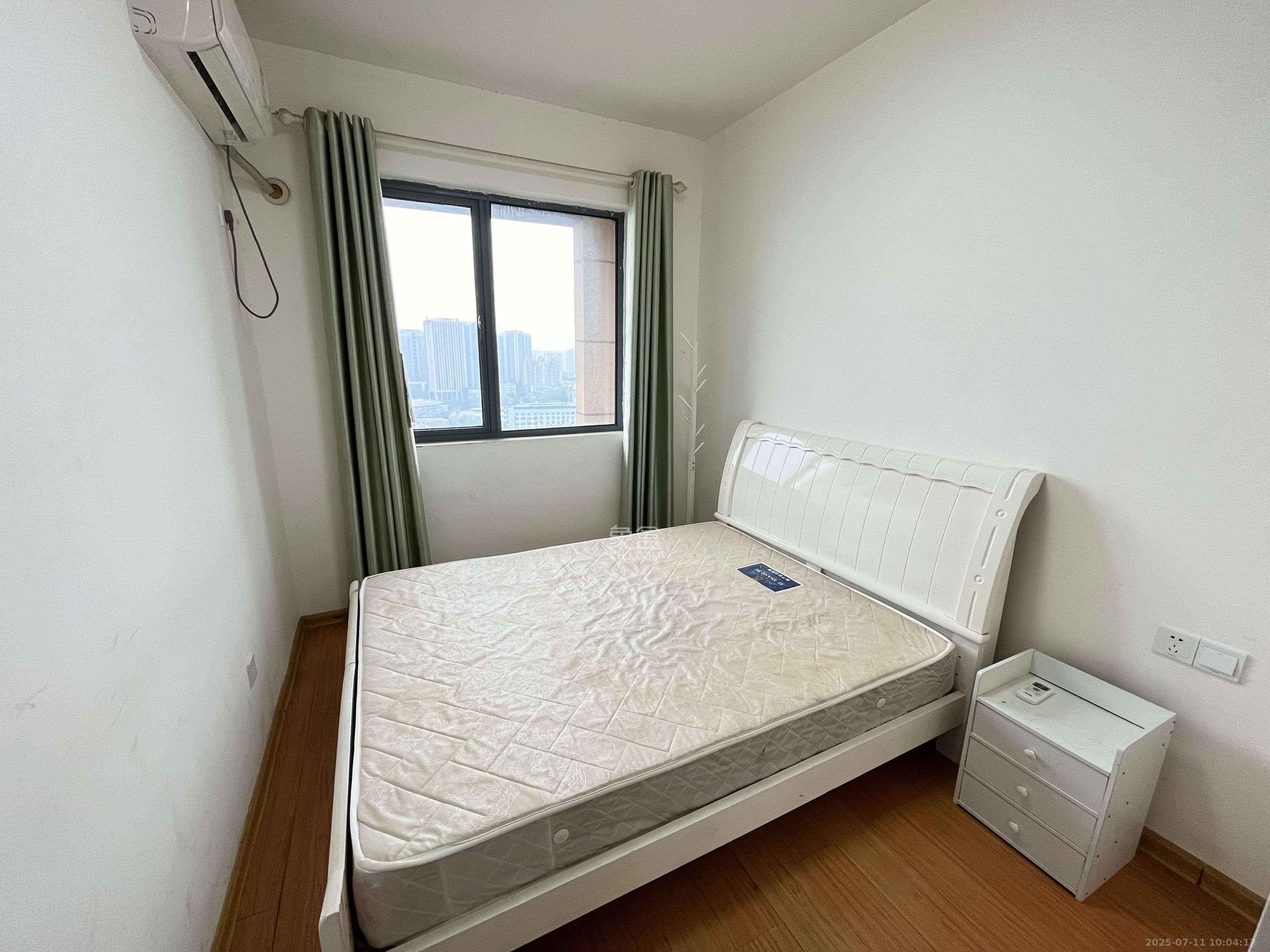 荣盛花语书苑  2室2厅1卫   2600.00元/月室内图