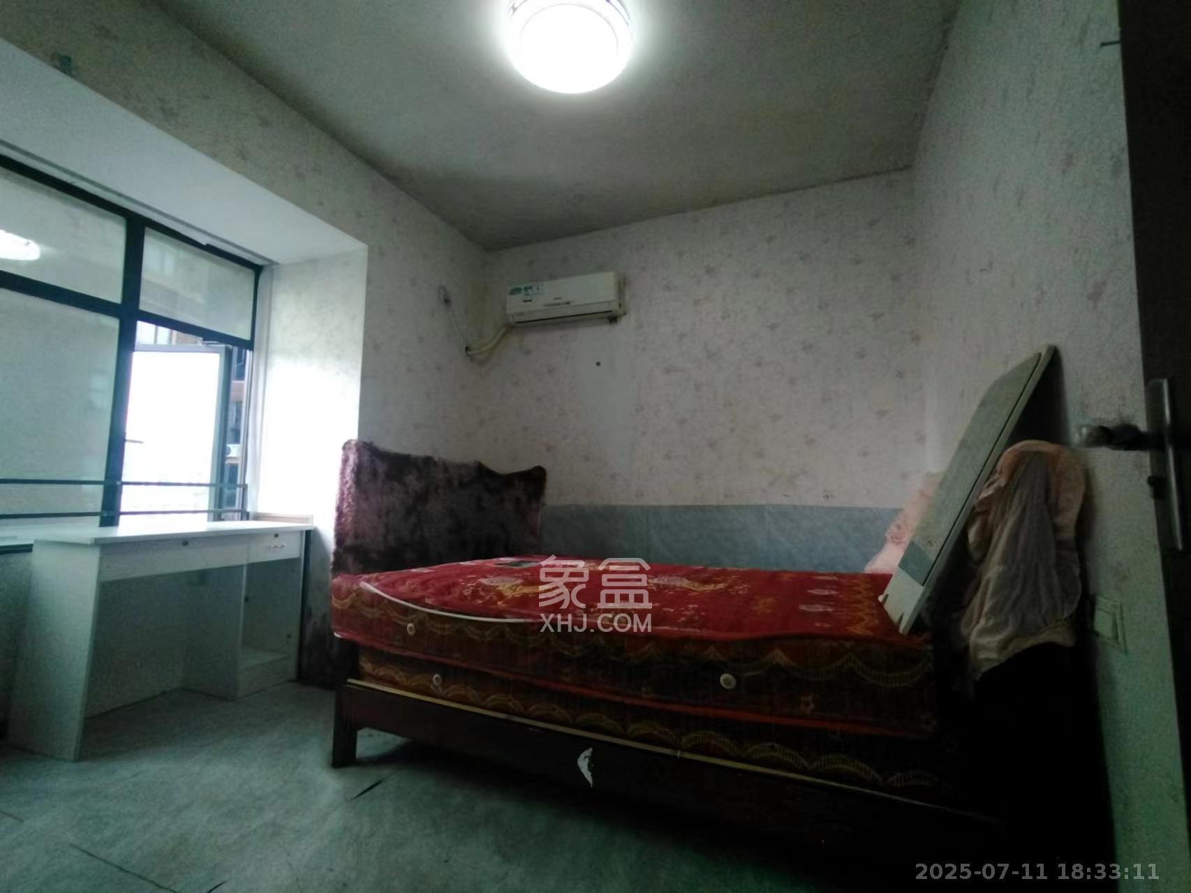 尚城 2室2厅1卫 1700.0元/月 尚城 2室2厅1卫 1700.0元/月室内图