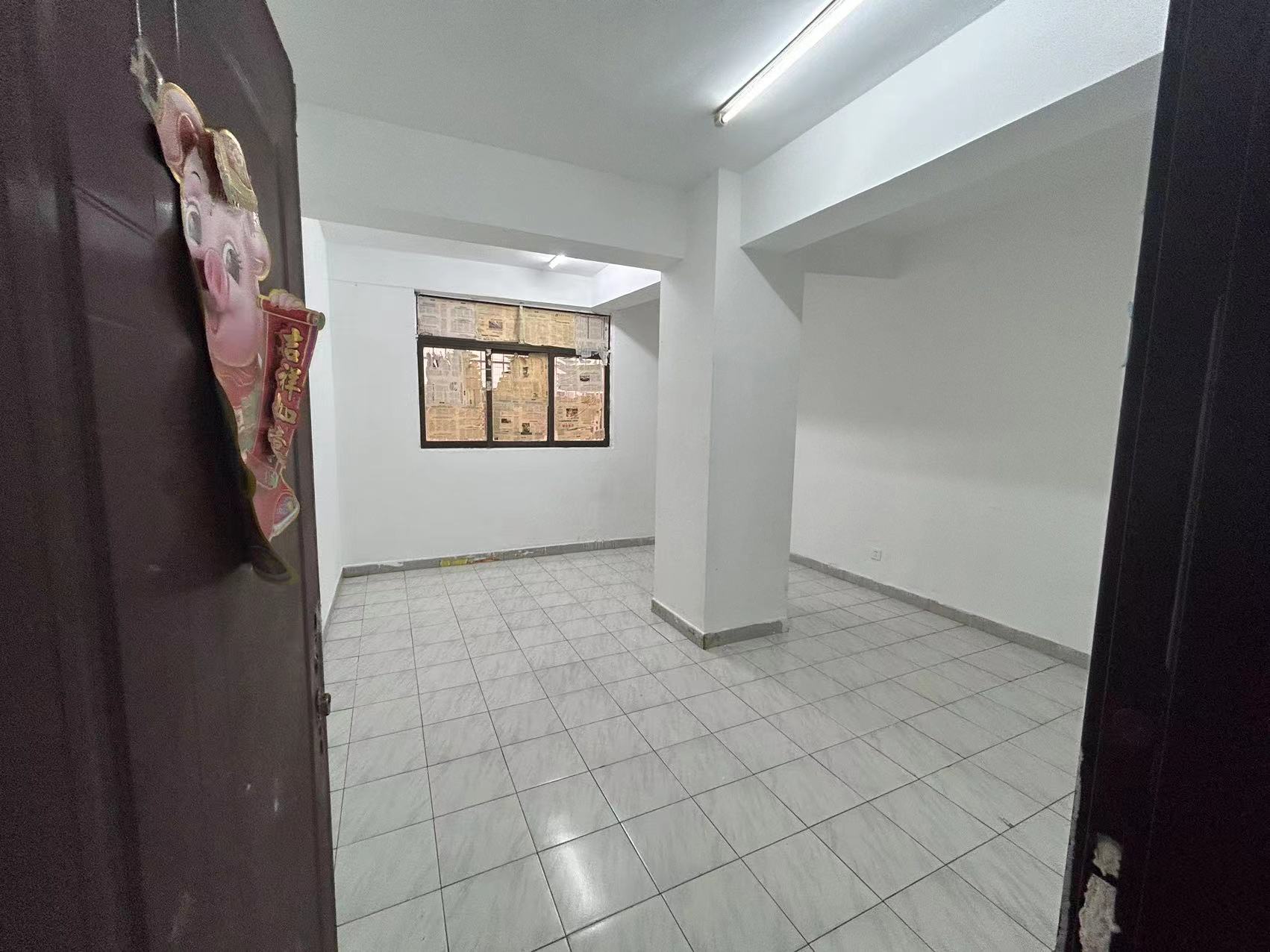 南海大厦(五指山路) 4室2厅1卫 2000.0元/月 南海大厦(五指山路) 4室2厅1卫 2000.0元/月室内图