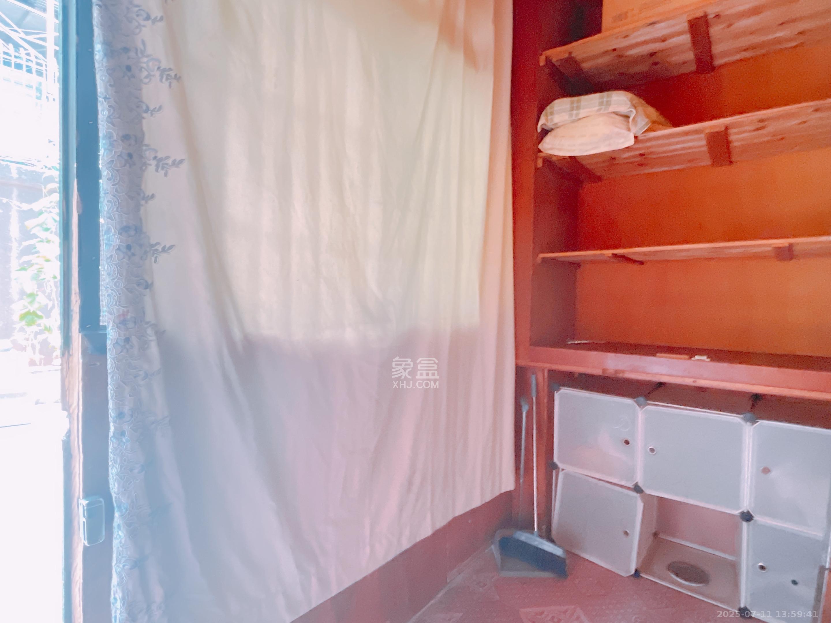 大/小王家巷散盘  1室1厅1卫    600.0元/月 大/小王家巷散盘  1室1厅1卫    600.0元/月室内图1