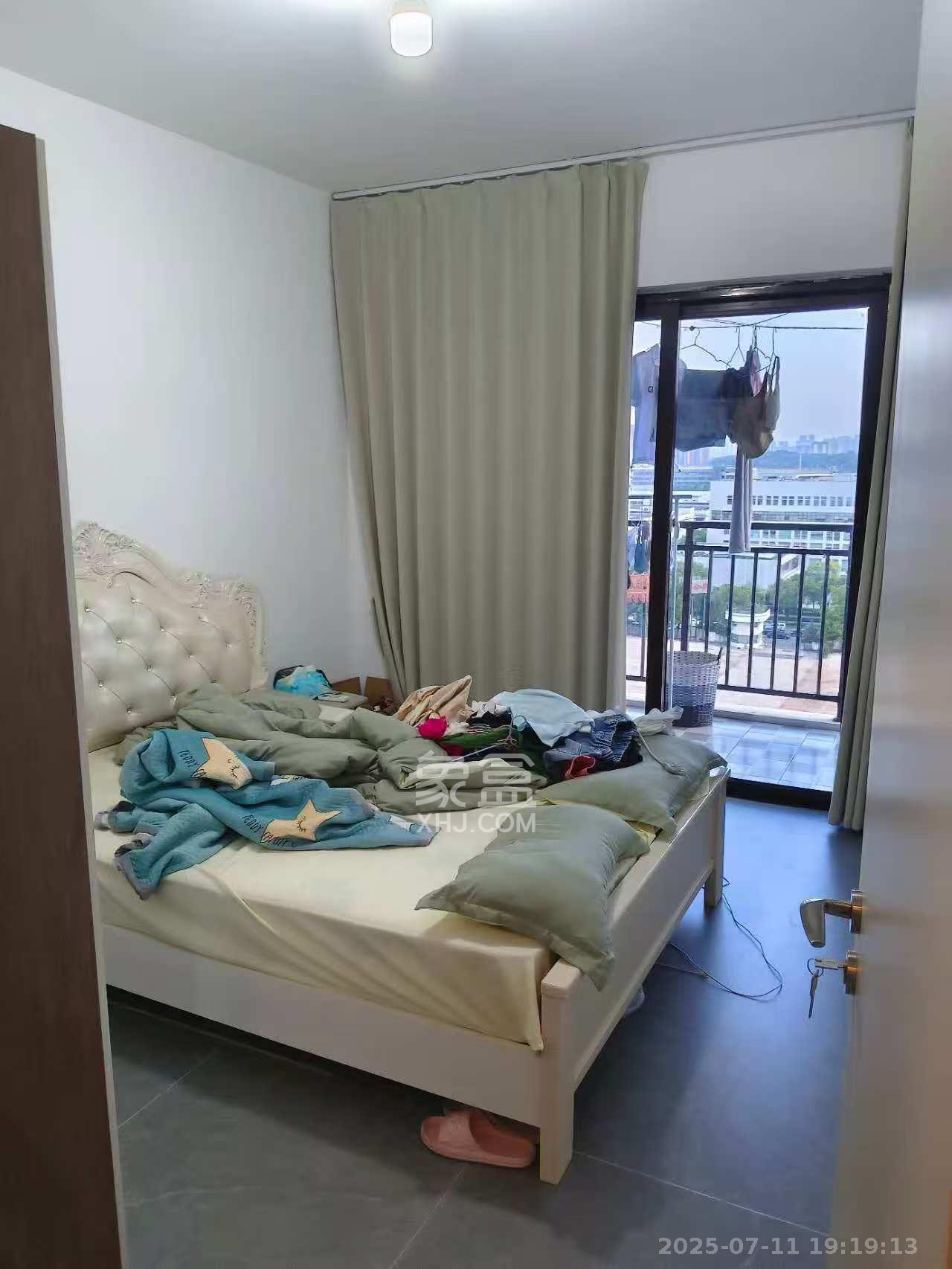 新长海广场  1室0厅0卫   1900.00元/月室内图