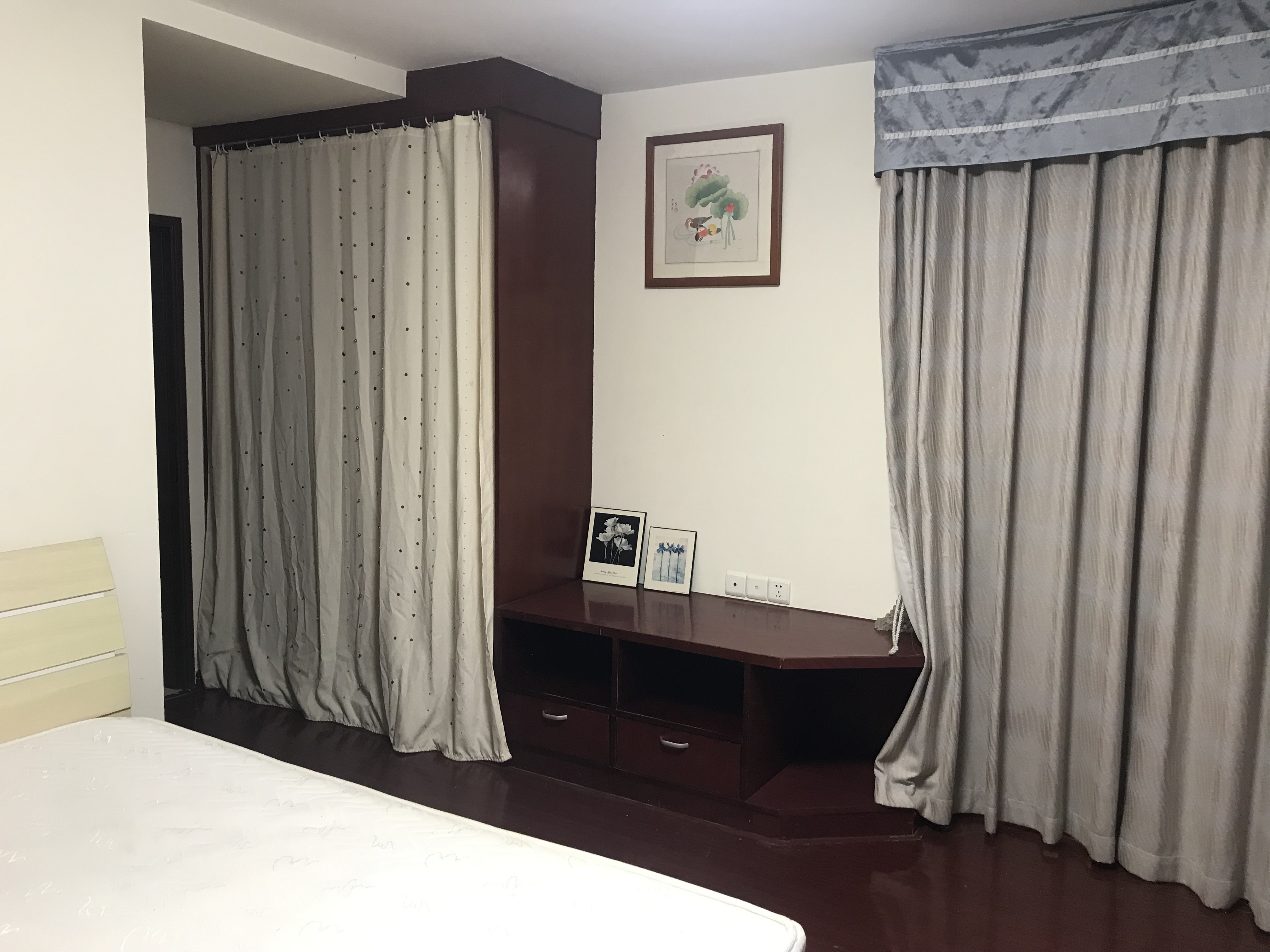 宇建城市花园  1室1厅1卫    2000.0元/月室内图