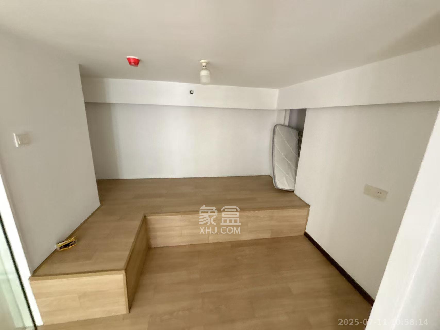 时代年华 2室1厅2卫 1500.0元/月 时代年华 2室1厅2卫 1500.0元/月室内图