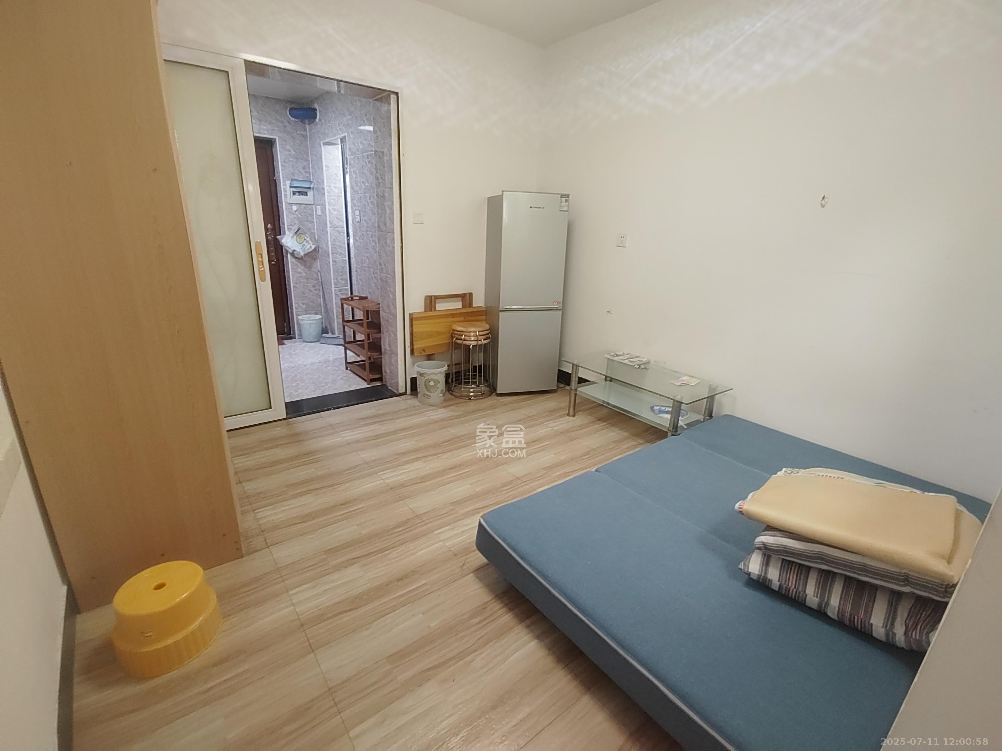 文庙坪小区  1室0厅0卫   1700.00元/月室内图