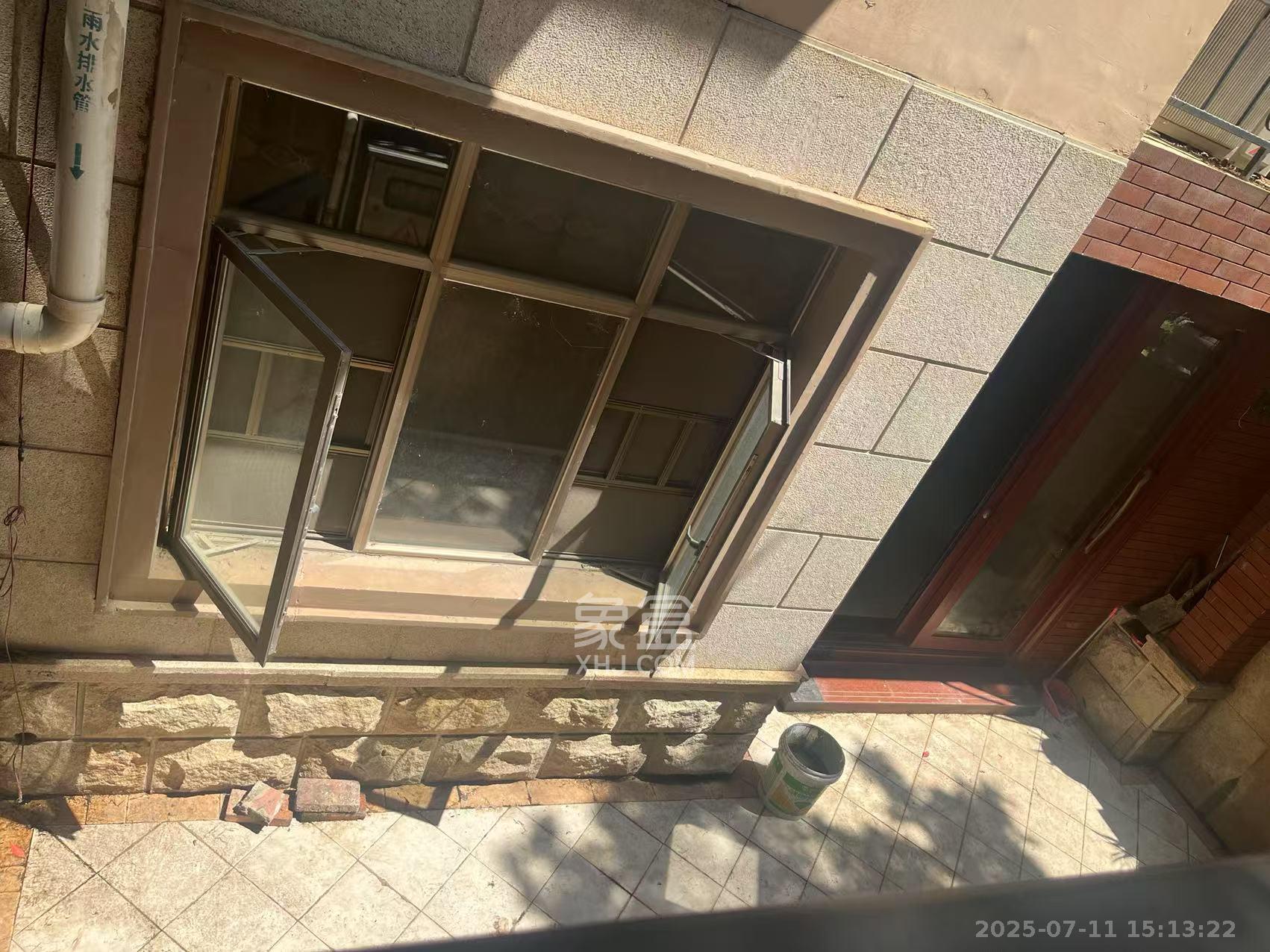 米兰春天  2室2厅1卫    2000.0元/月 米兰春天  2室2厅1卫    2000.0元/月室内图