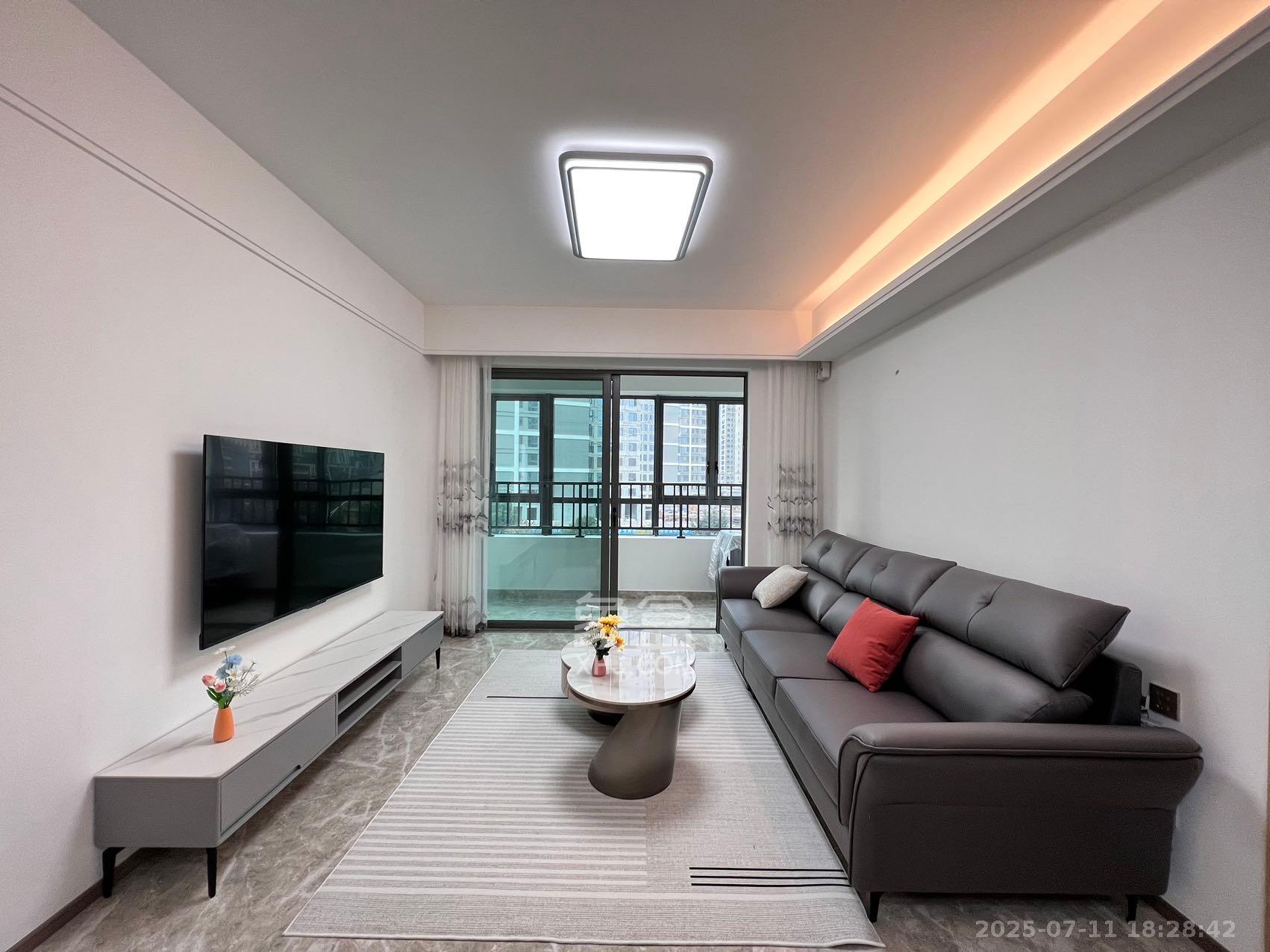 复地滨江金融中心  3室2厅2卫    4380.0元/月 复地滨江金融中心  3室2厅2卫    4380.0元/月室内图