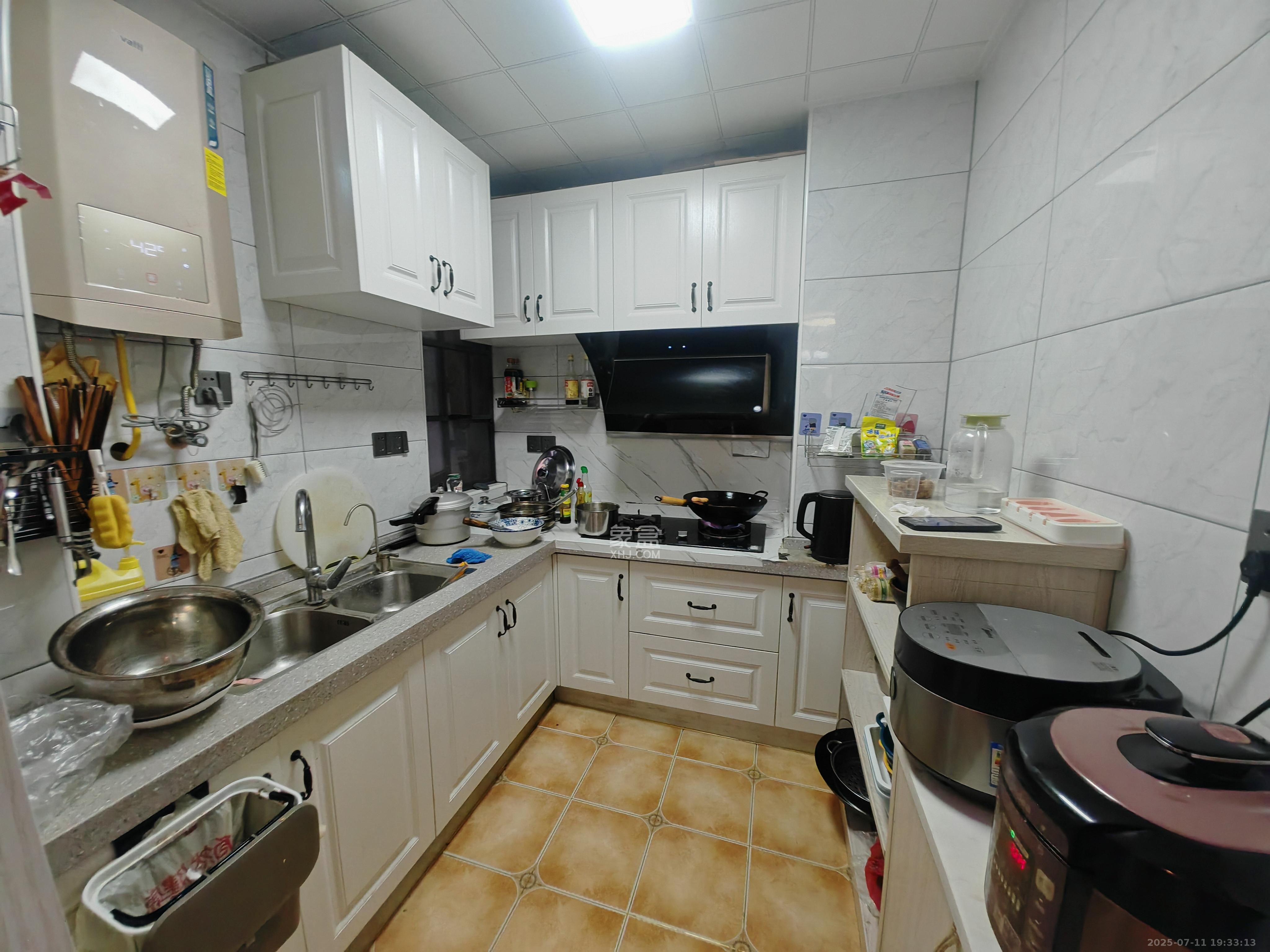 中建嘉和城  1室0厅0卫   2300.00元/月室内图