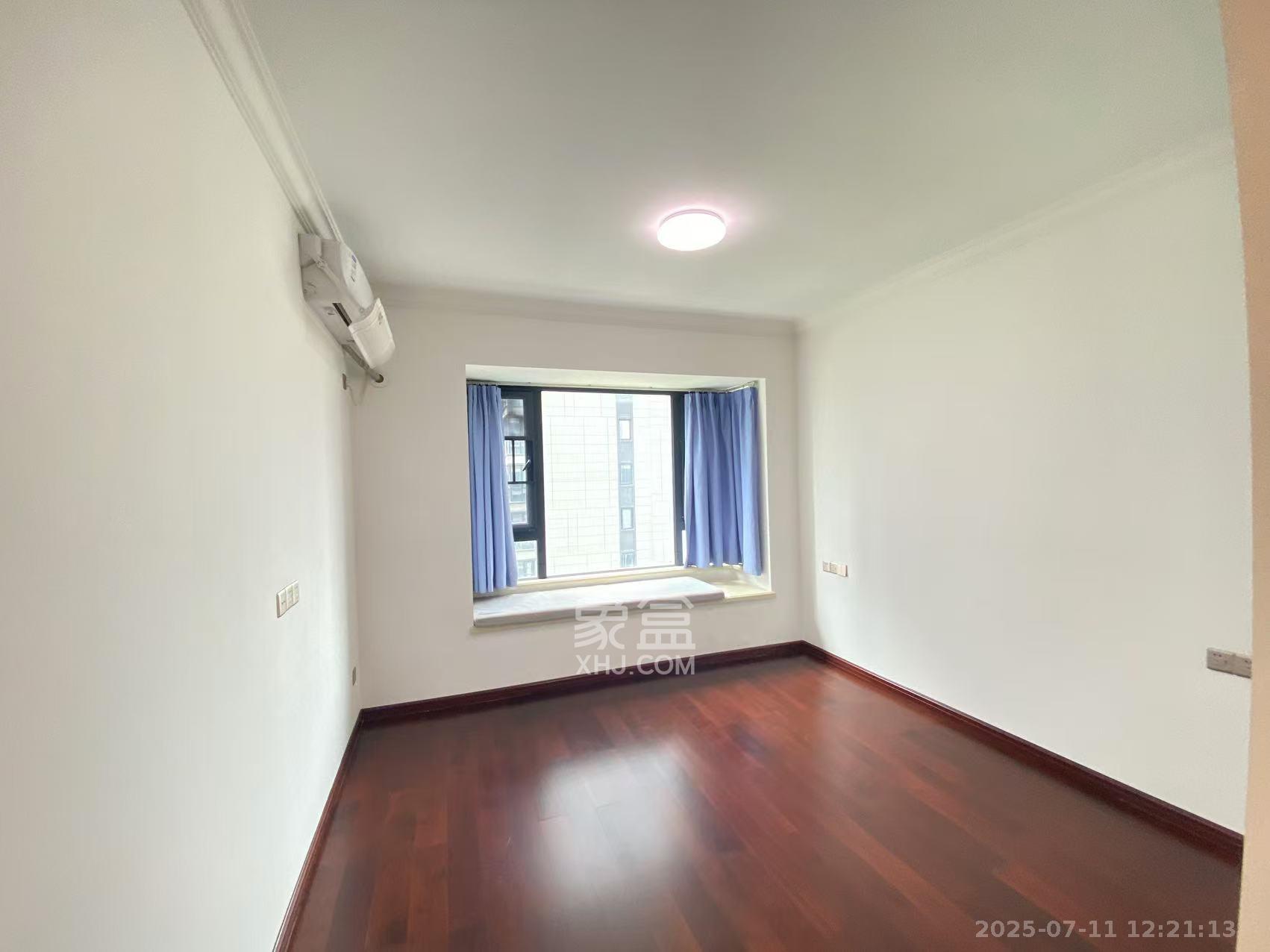 中海阅江府 3室2厅2卫 3700.0元/月 中海阅江府 3室2厅2卫 3700.0元/月室内图