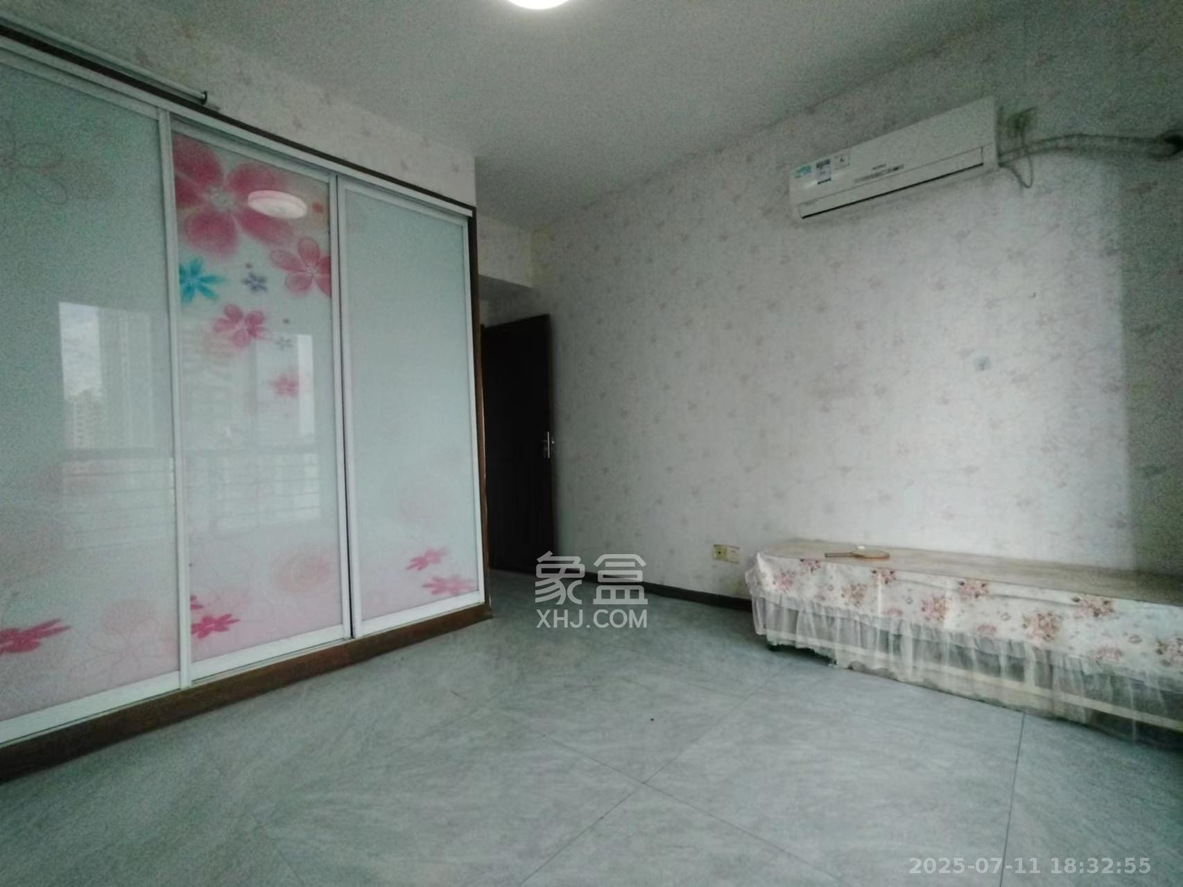 尚城 2室2厅1卫 1700.0元/月 尚城 2室2厅1卫 1700.0元/月室内图