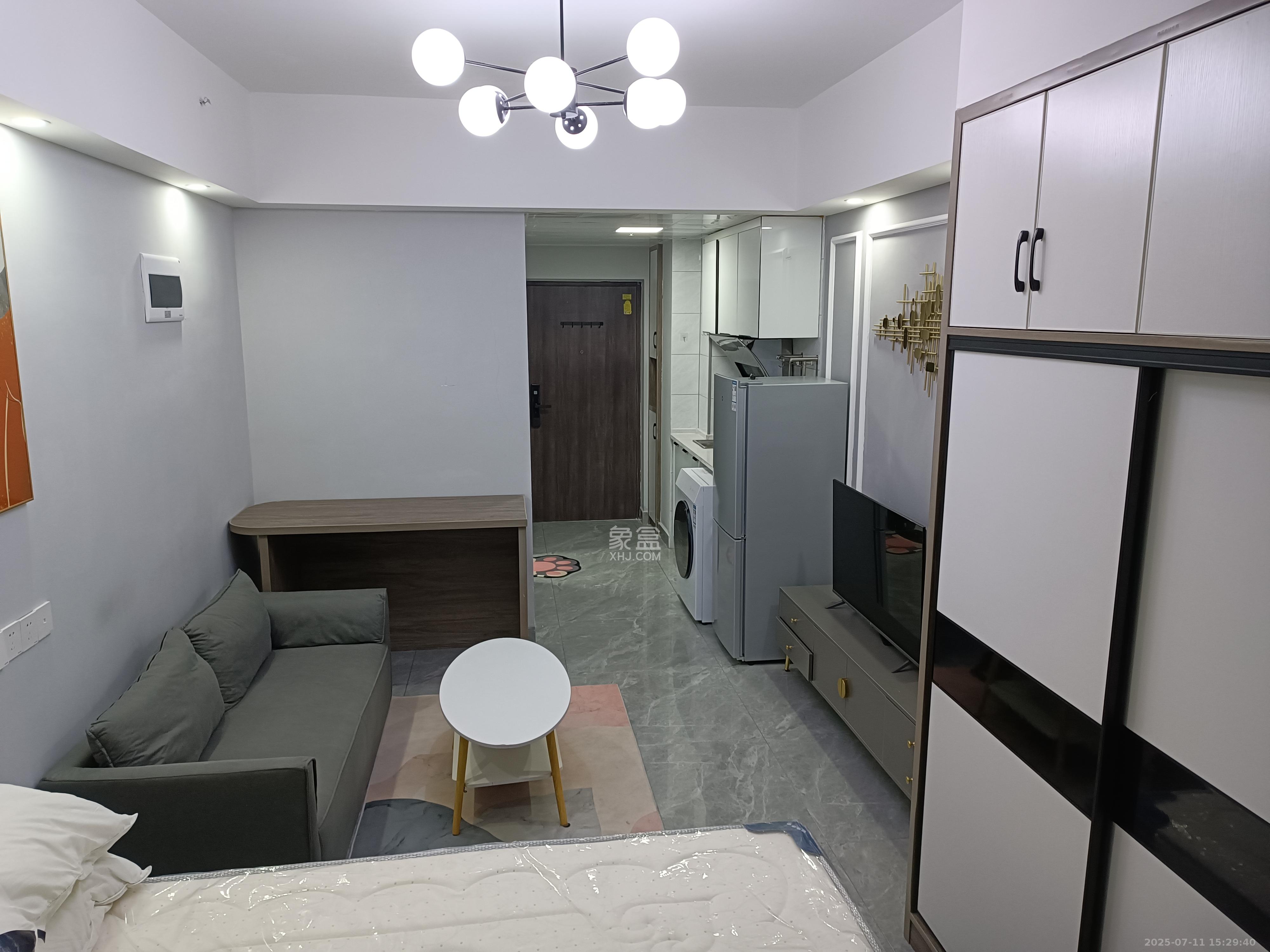 龙湖湘江星座(祺鑫星座公寓) 1室1厅1卫 1500.0元/月 龙湖湘江星座(祺鑫星座公寓) 1室1厅1卫 1500.0元/月室内图