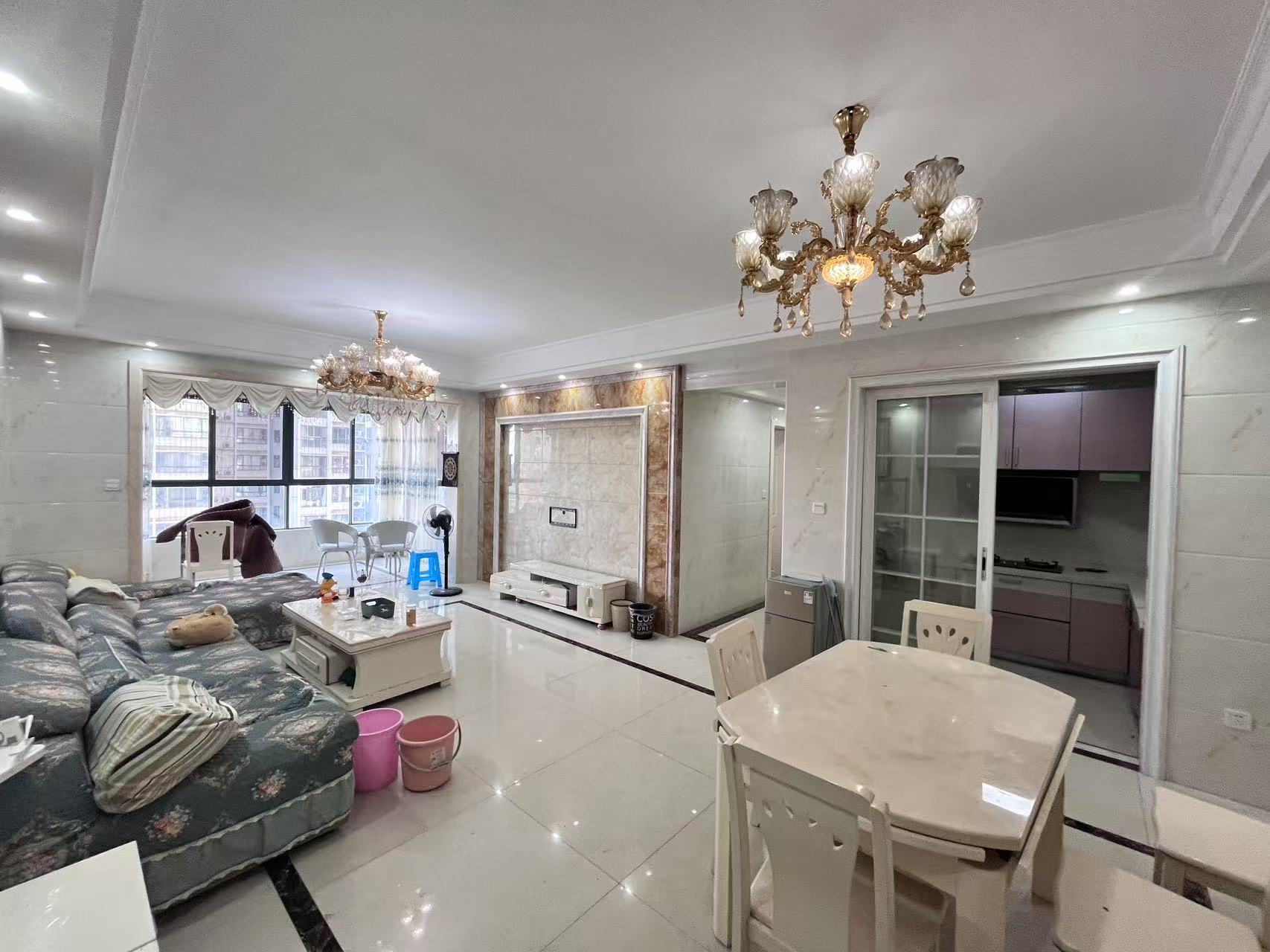 珠江愉景新城 3室0厅0卫 2000.0元/月 珠江愉景新城 3室0厅0卫 2000.0元/月室内图