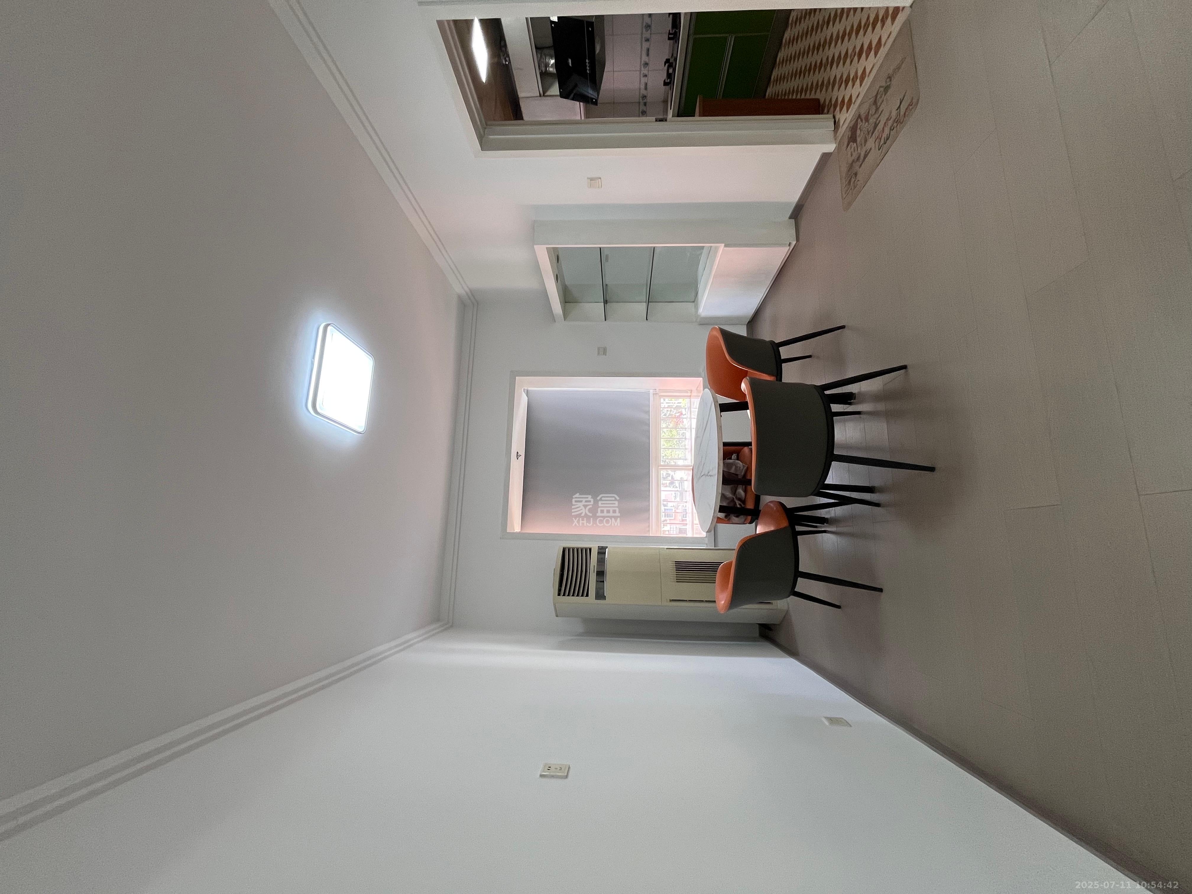 南湖嘉园 3室2厅2卫 3000.0元/月 南湖嘉园 3室2厅2卫 3000.0元/月室内图