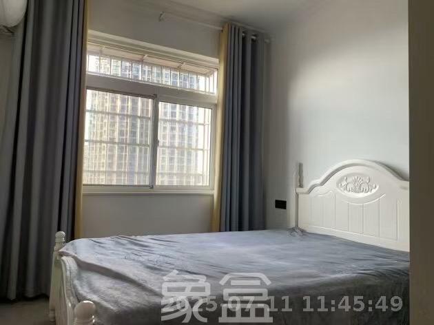 星城新宇瑞景苑（景塘苑）  3室2厅2卫   2500.00元/月室内图
