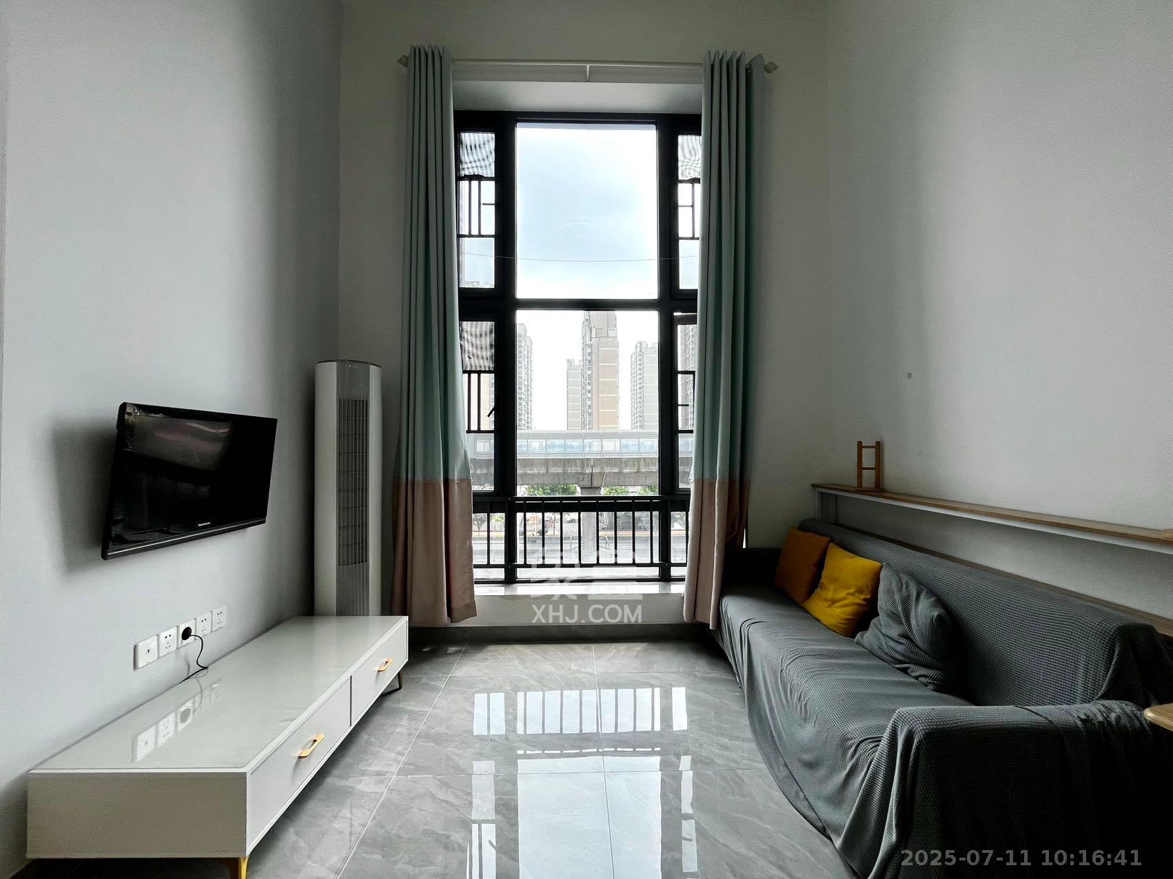 藏珑湖上公馆 1室1厅1卫 2200.0元/月 藏珑湖上公馆 1室1厅1卫 2200.0元/月室内图