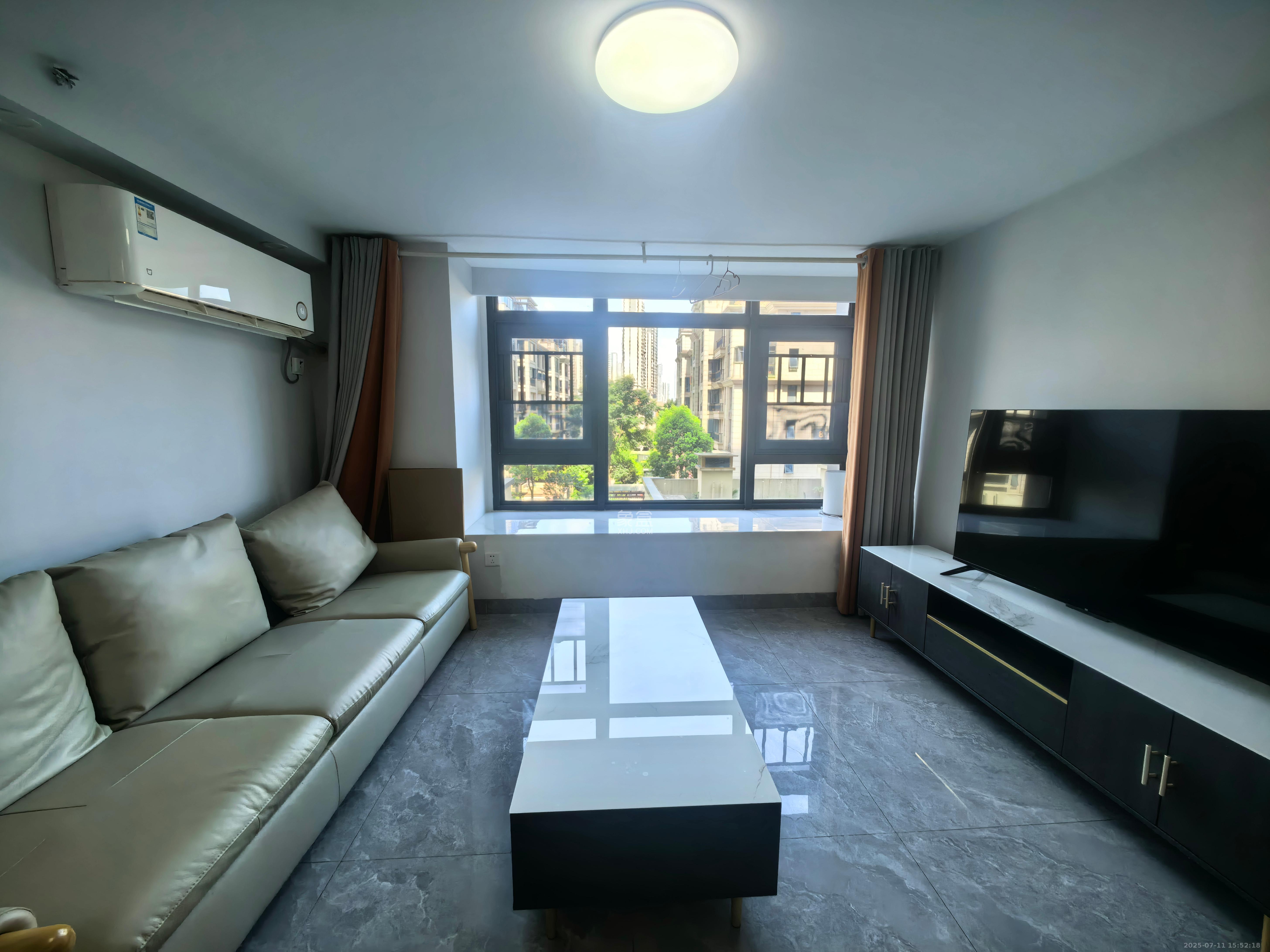 明昇壹城(明昇时代广场)三期 1室1厅1卫 2000.0元/月 明昇壹城(明昇时代广场)三期 1室1厅1卫 2000.0元/月室内图