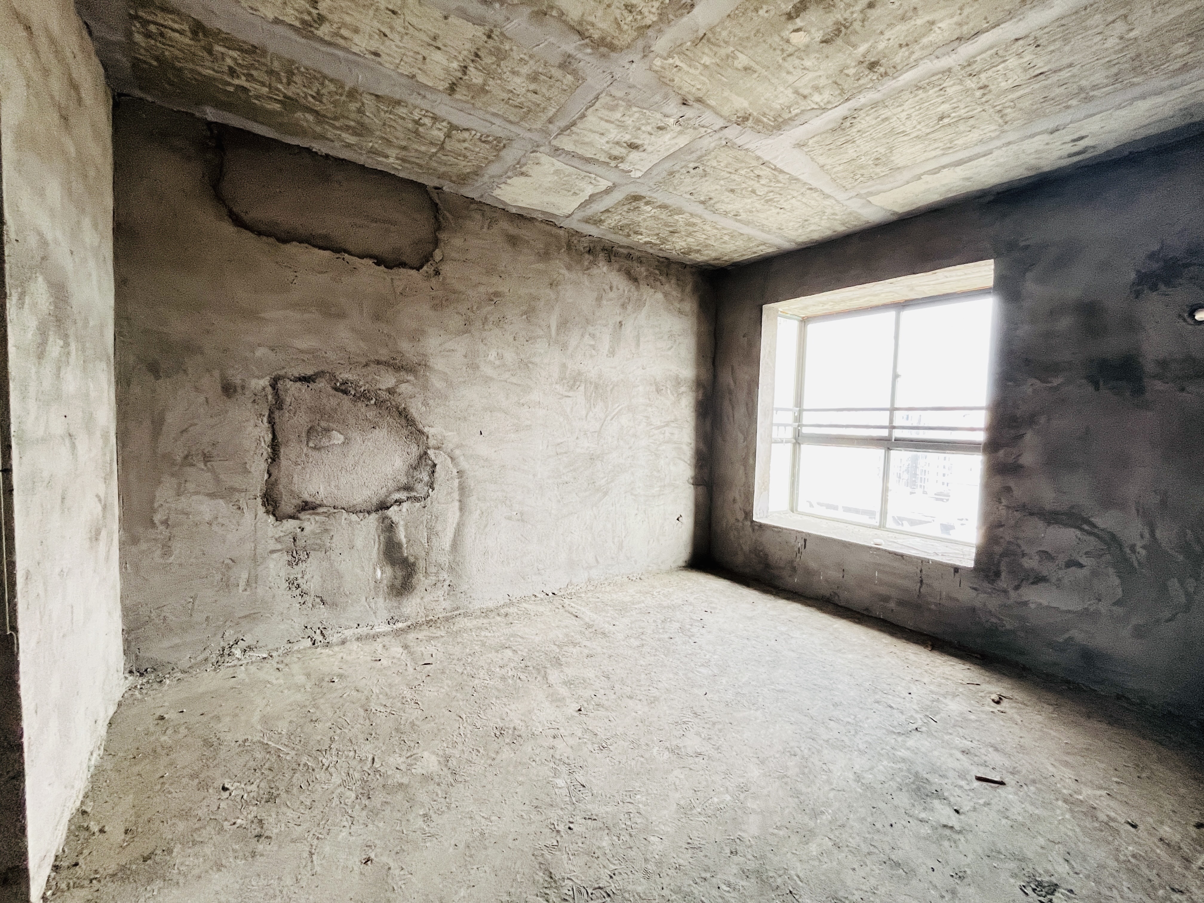 华都国际花园  4室2厅2卫    77.8万 华都国际花园  4室2厅2卫    77.8万客厅