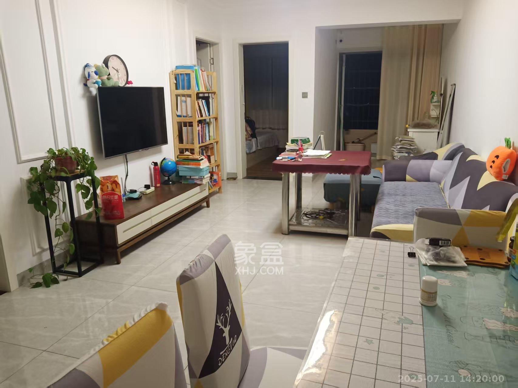 保利城（中航城国际社区、郡原美村）  3室2厅1卫   2000.00元/月室内图