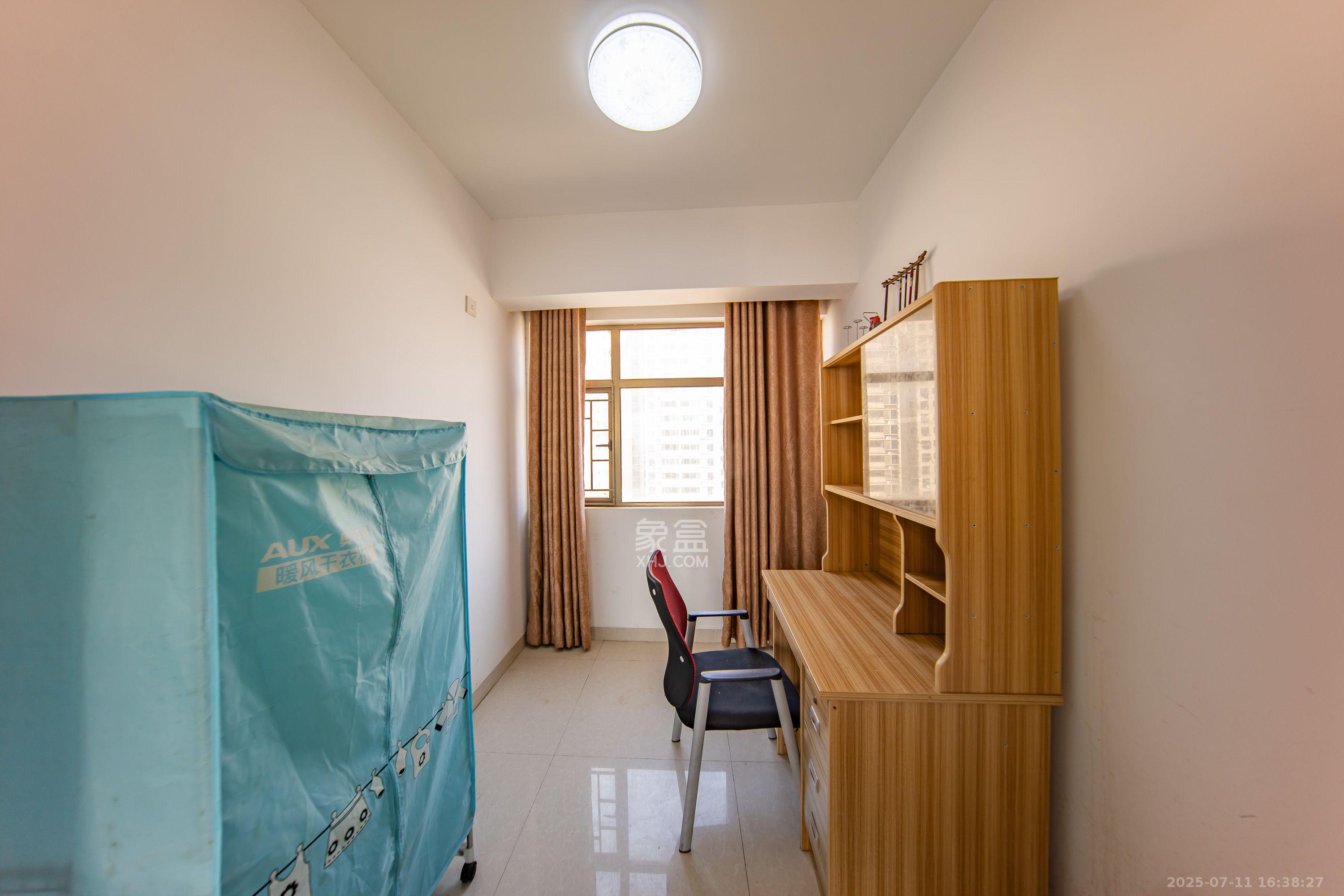 江山帝景雅典 3室2厅1卫 2100.0元/月 江山帝景雅典 3室2厅1卫 2100.0元/月室内图