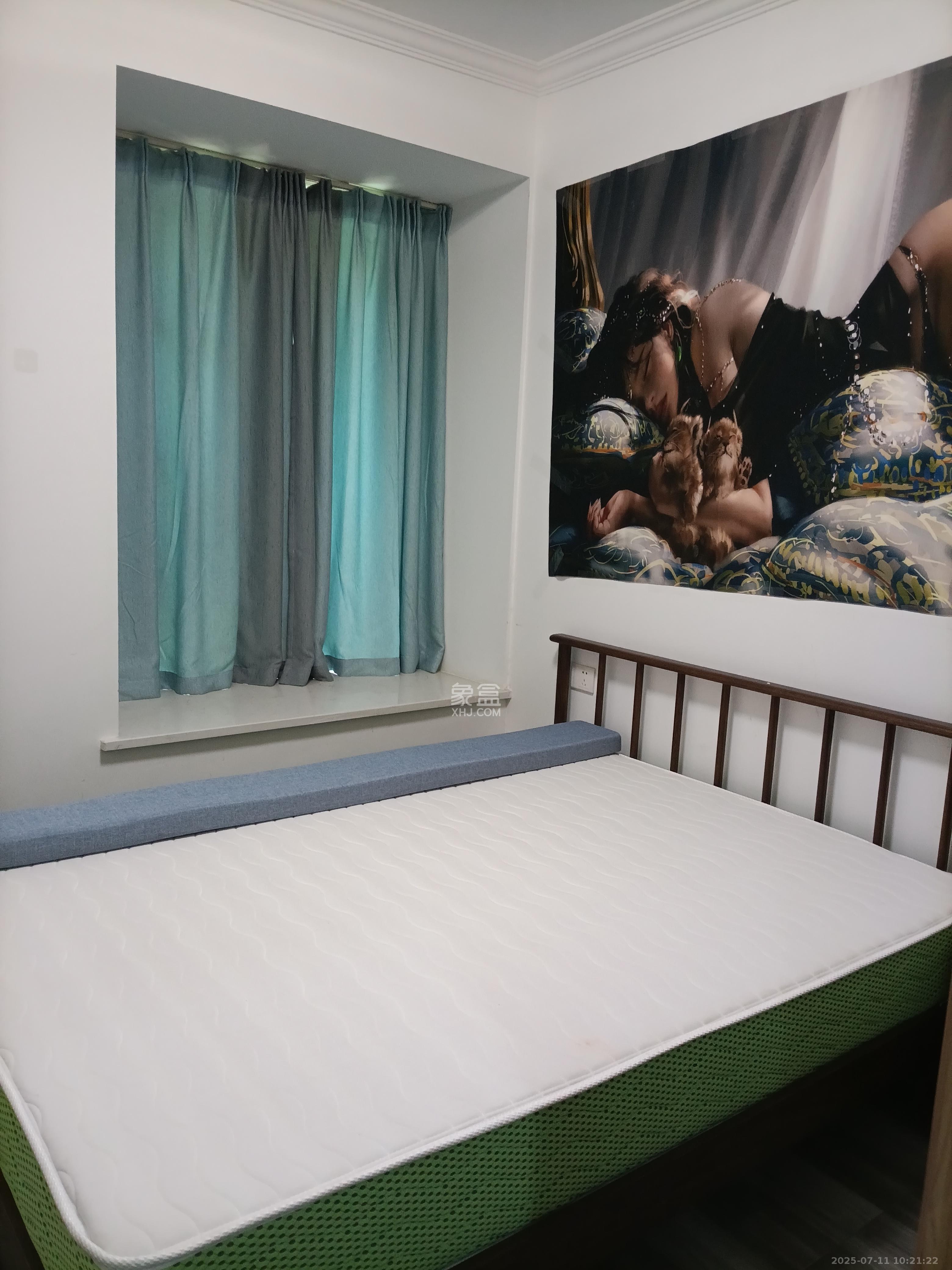 华润凤凰城一期  4室2厅2卫    3000.0元/月 华润凤凰城一期  4室2厅2卫    3000.0元/月室内图