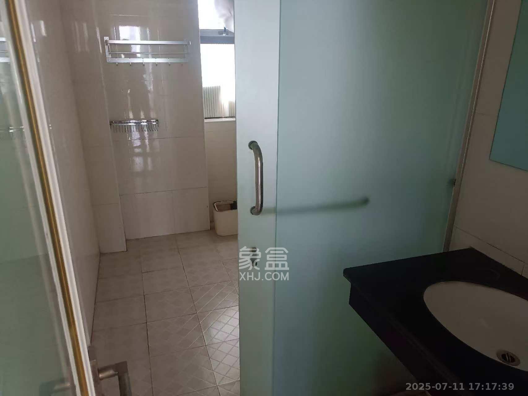 茂华国际湘  4室2厅2卫    4500.0元/月室内图