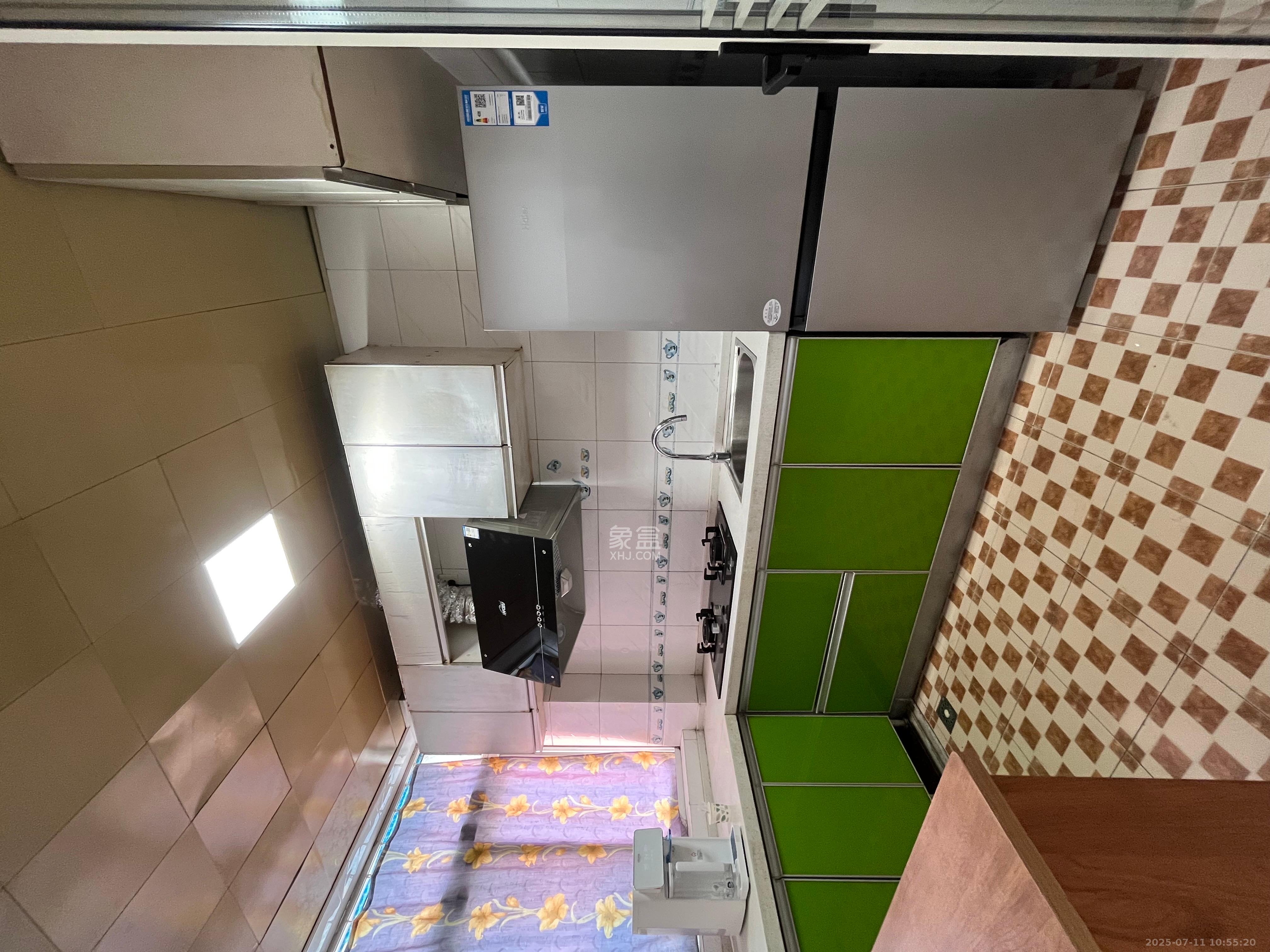 南湖嘉园 3室2厅2卫 3000.0元/月 南湖嘉园 3室2厅2卫 3000.0元/月室内图