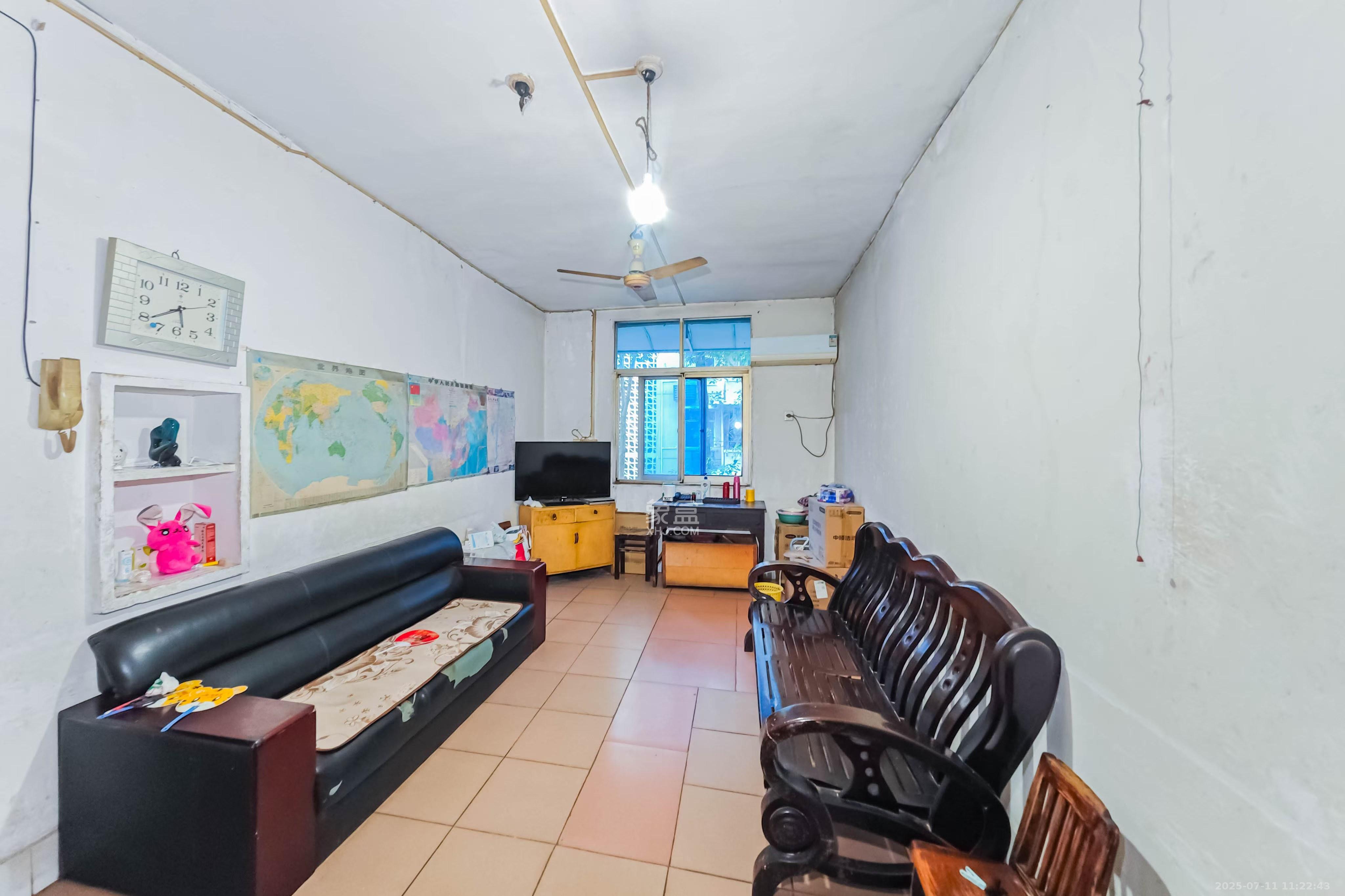 中南家园 2室1厅1卫 1350.0元/月 中南家园 2室1厅1卫 1350.0元/月室内图