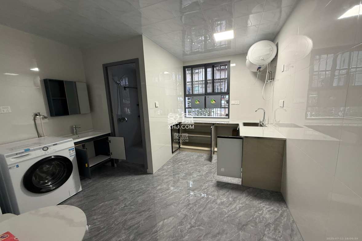 中建五局天心苑  1室1厅1卫    1600.0元/月 中建五局天心苑  1室1厅1卫    1600.0元/月室内图1