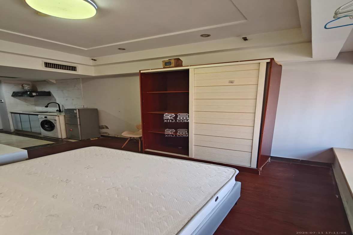 星城荣域 1室1厅1卫 1380.0元/月 星城荣域 1室1厅1卫 1380.0元/月室内图