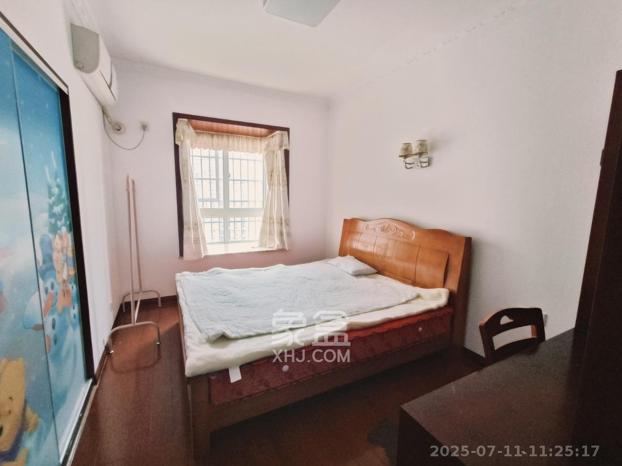 中房F联邦  4室2厅2卫    4000.0元/月室内图