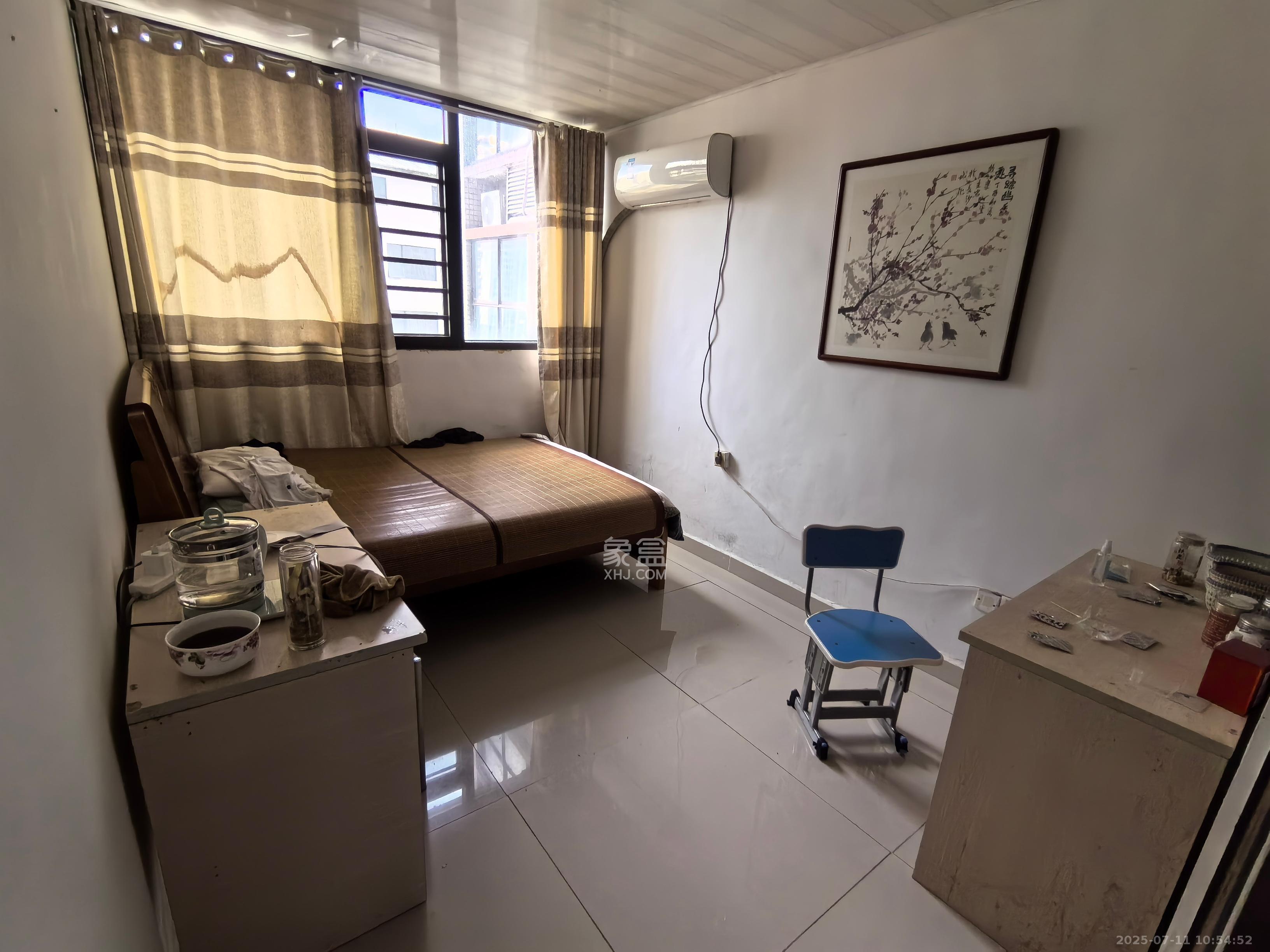 芙蓉同发  2室2厅1卫    4000.0元/月室内图