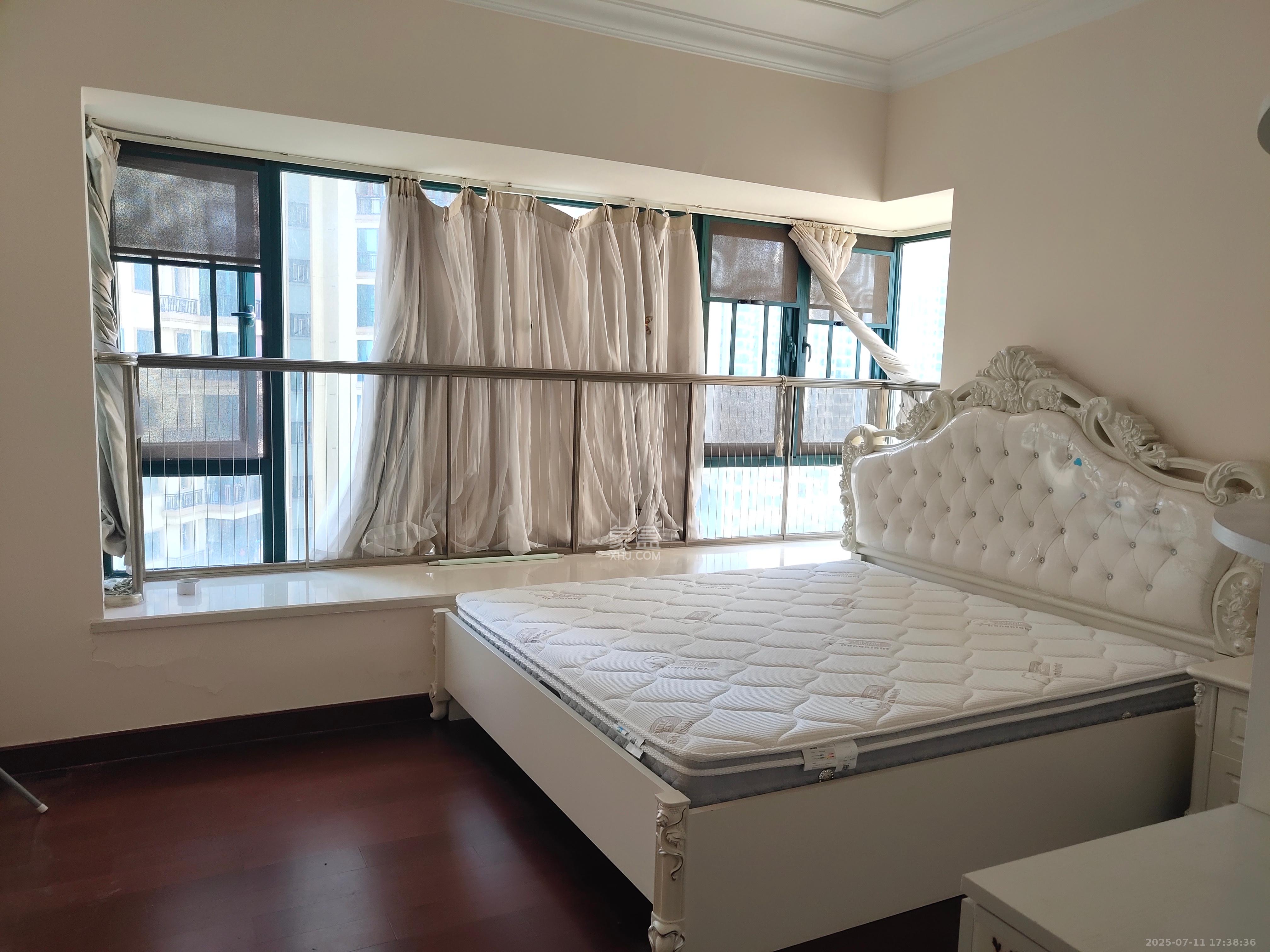 恒大翡翠华庭 3室2厅1卫 2200.0元/月 恒大翡翠华庭 3室2厅1卫 2200.0元/月室内图