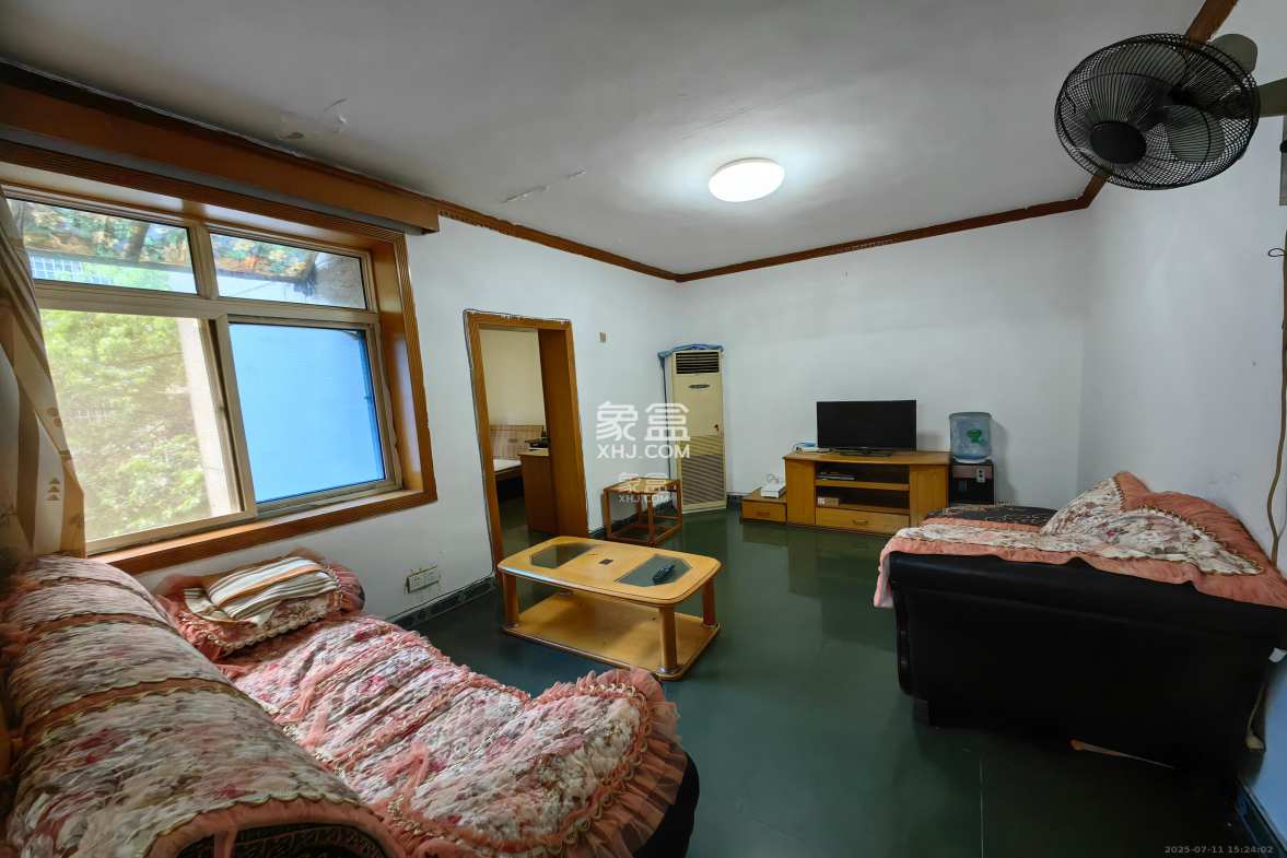 金沙园小区 3室2厅1卫 1600.0元/月 金沙园小区 3室2厅1卫 1600.0元/月室内图