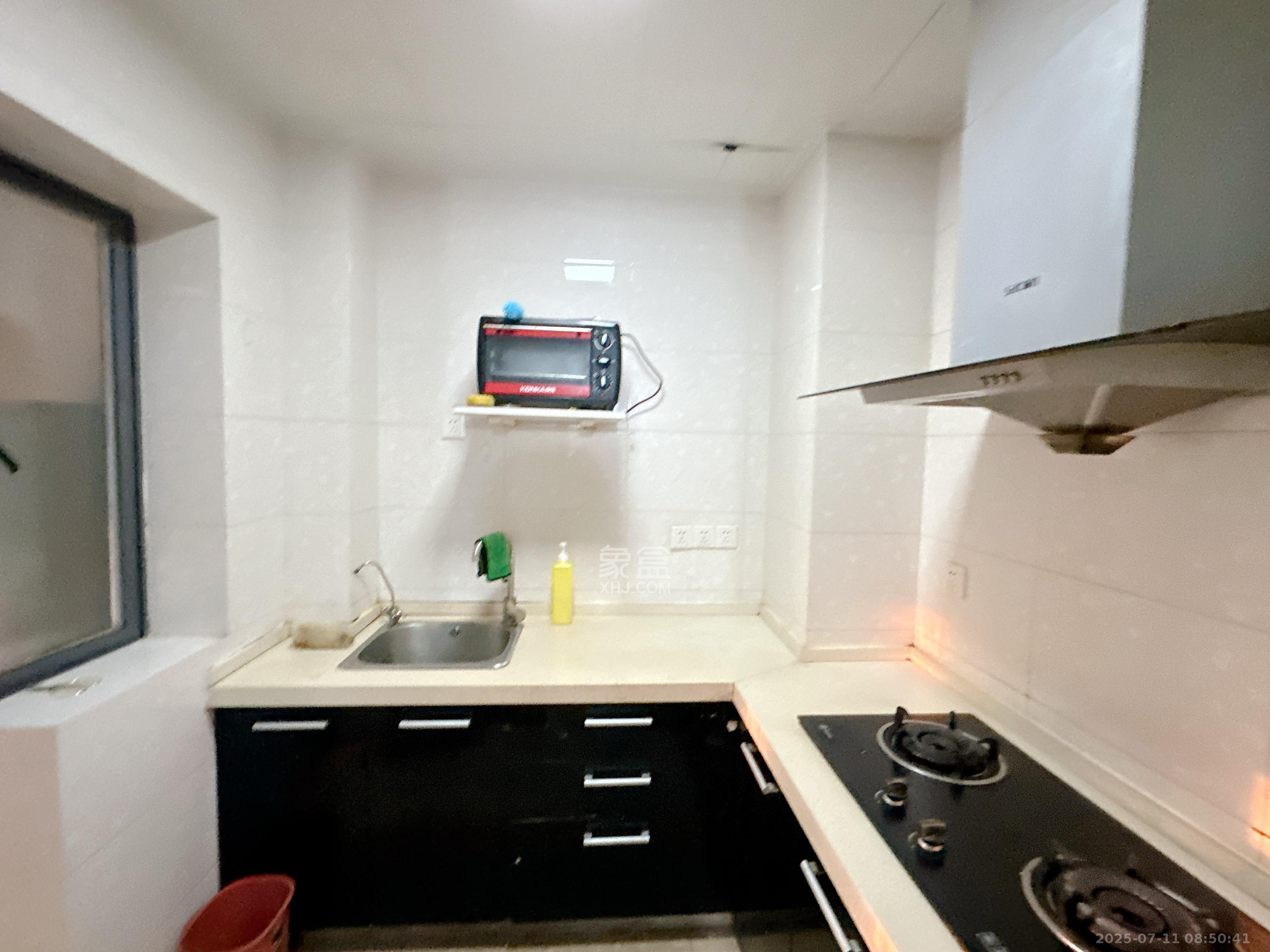 领航江阁  3室2厅2卫    3500.0元/月 领航江阁  3室2厅2卫    3500.0元/月室内图