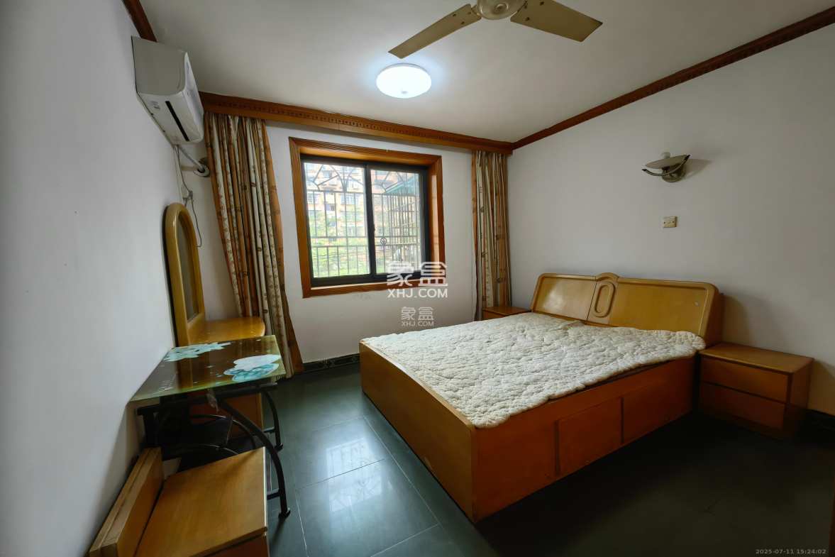 金沙园小区 3室2厅1卫 1600.0元/月 金沙园小区 3室2厅1卫 1600.0元/月室内图