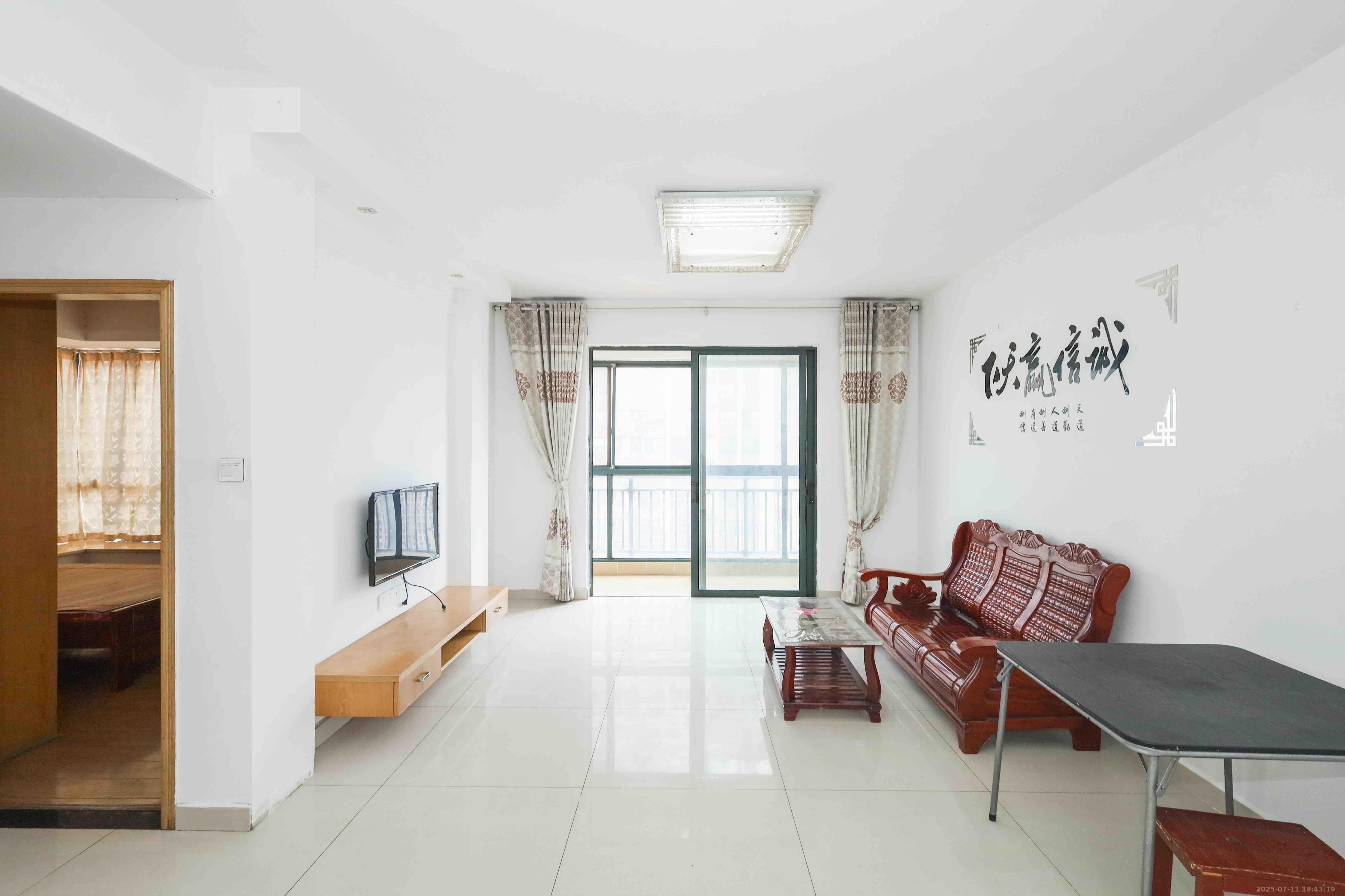 麓谷公馆(涉外国际公馆) 3室0厅0卫 1800.0元/月 麓谷公馆(涉外国际公馆) 3室0厅0卫 1800.0元/月室内图