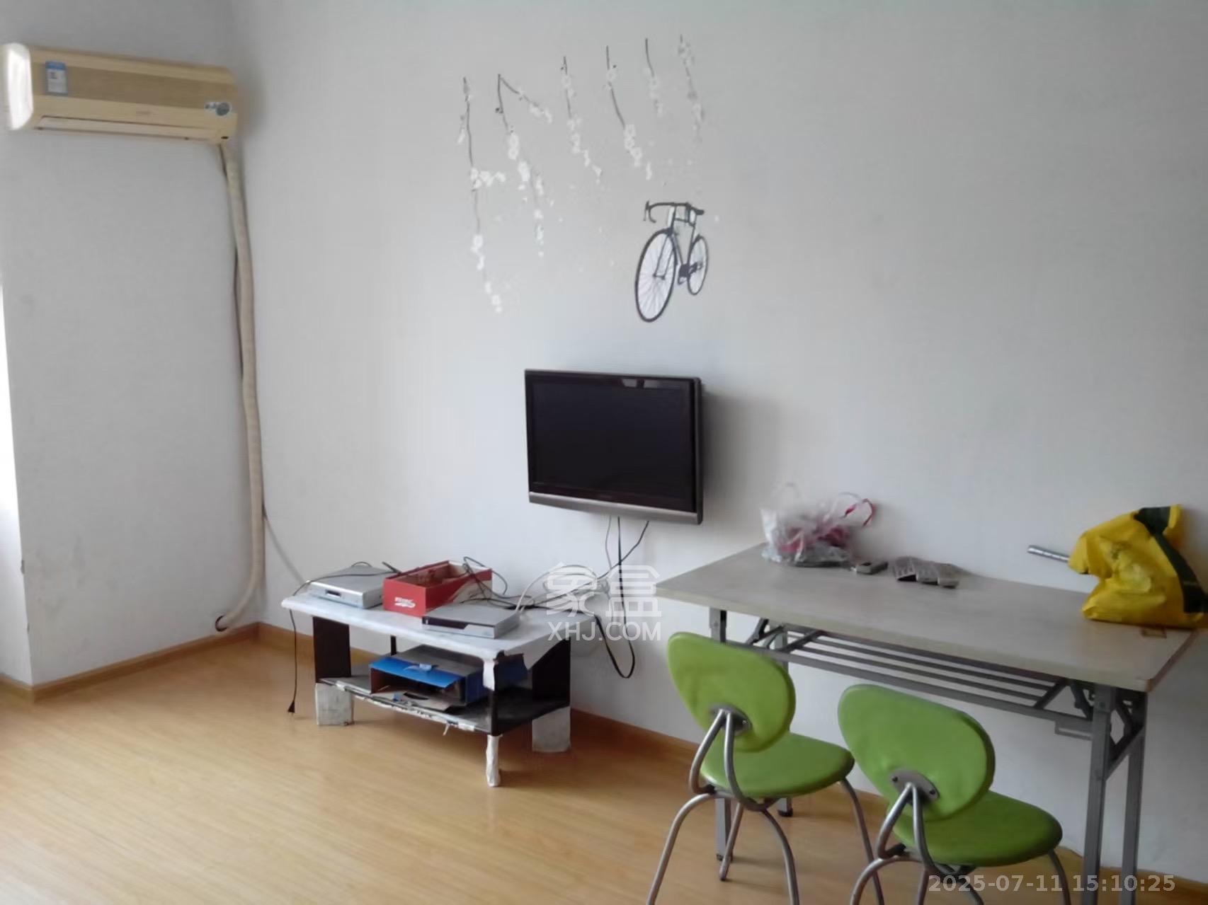 融橙上品  3室2厅1卫    1550.0元/月 融橙上品  3室2厅1卫    1550.0元/月室内图