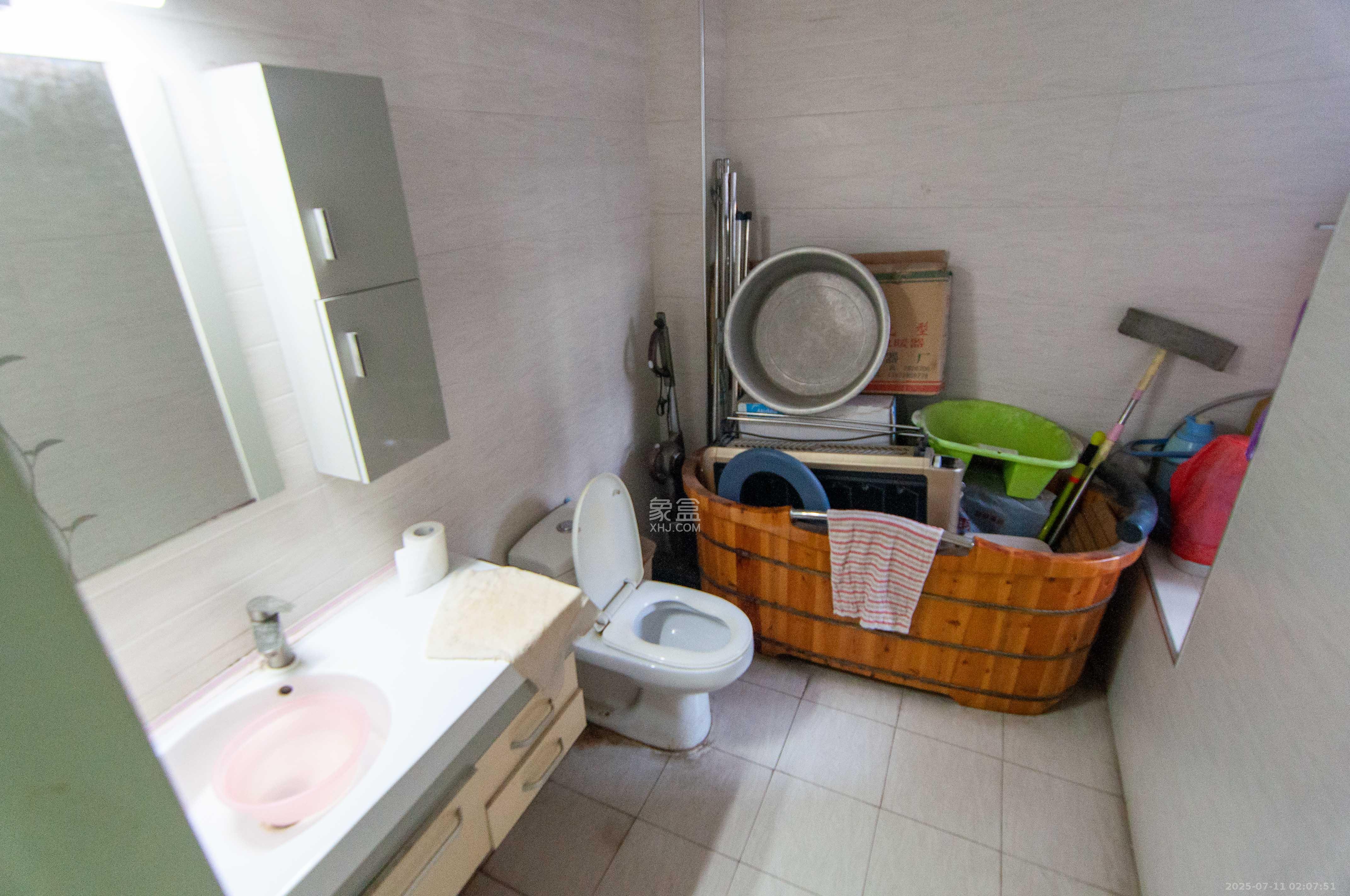 望兴景园一期  3室2厅2卫    83.8万 望兴景园一期  3室2厅2卫    83.8万卫生间