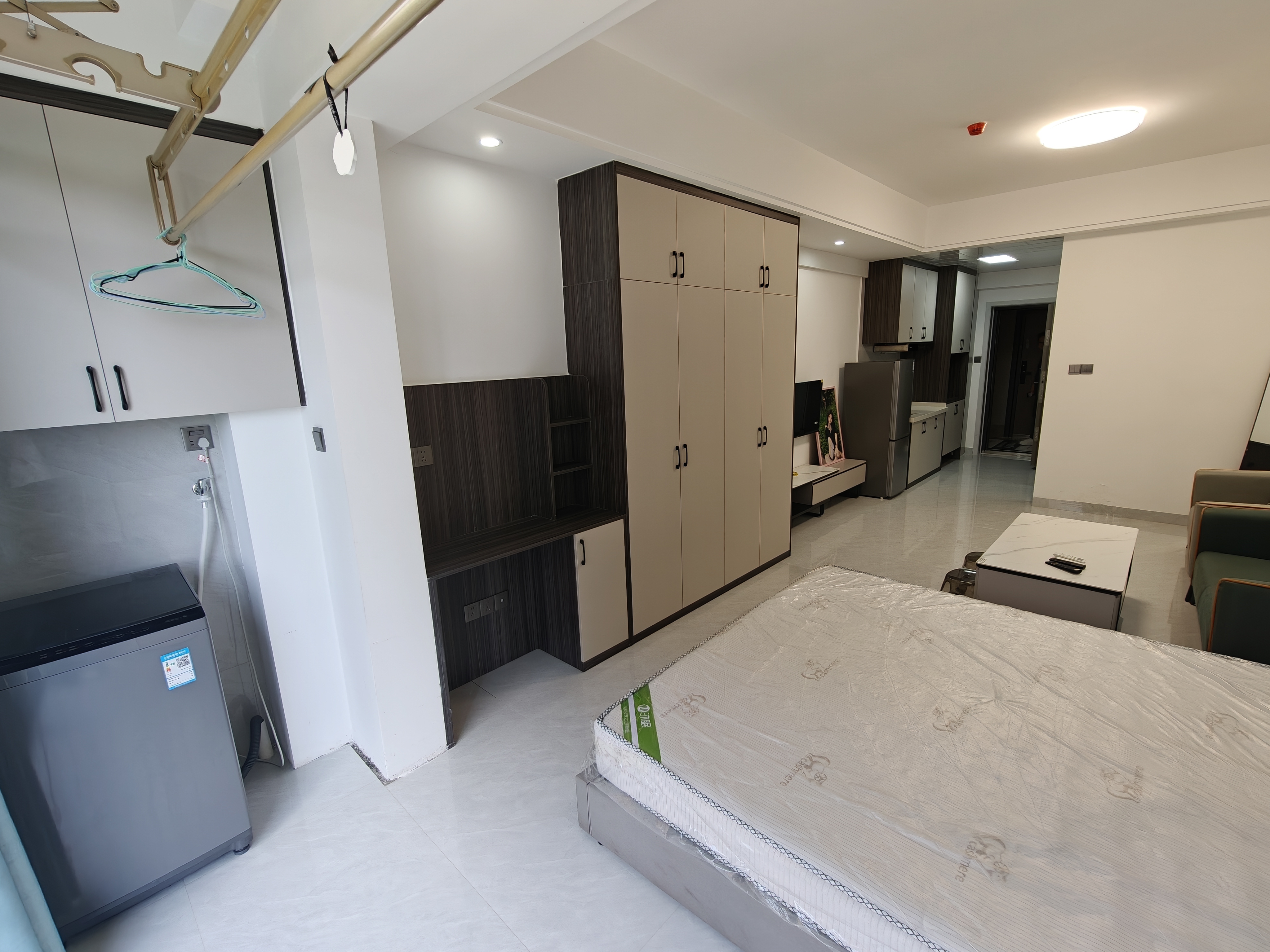 融冠乐城 1室0厅0卫 1600.0元/月 融冠乐城 1室0厅0卫 1600.0元/月室内图