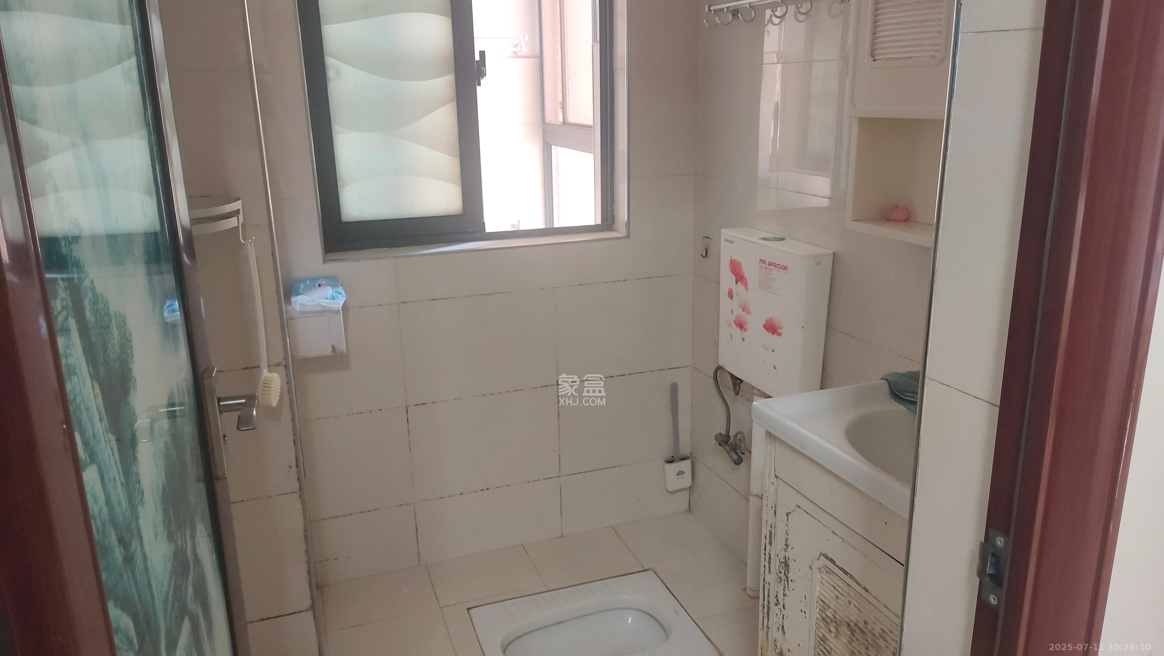 和美星城  2室2厅1卫    1800.0元/月 和美星城  2室2厅1卫    1800.0元/月室内图