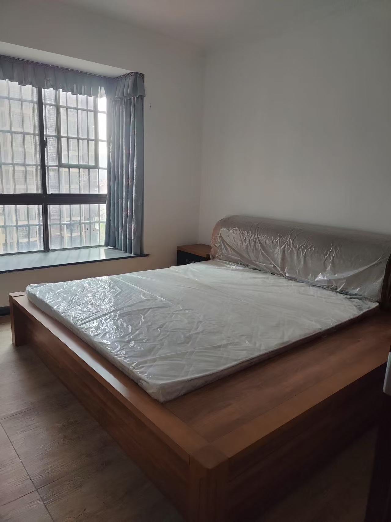 新外滩 1室0厅0卫 1500.0元/月 新外滩 1室0厅0卫 1500.0元/月室内图