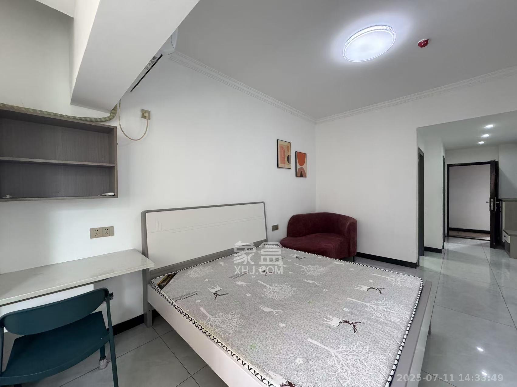 嘉雨兴园 1室1厅1卫 1800.0元/月 嘉雨兴园 1室1厅1卫 1800.0元/月室内图