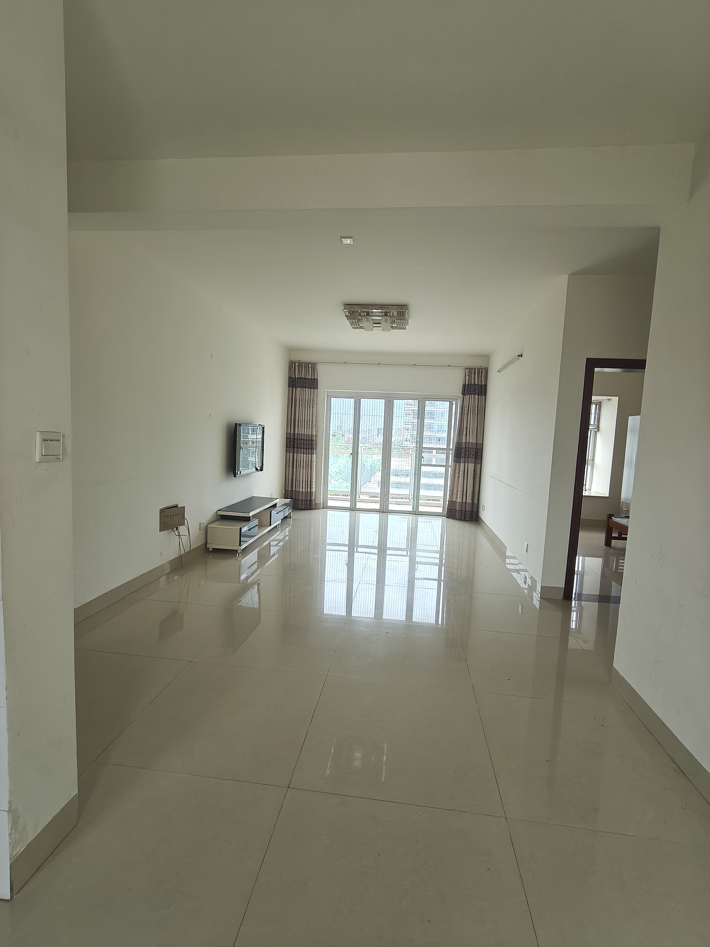 法苑里 3室2厅1卫 3800.0元/月 法苑里 3室2厅1卫 3800.0元/月室内图