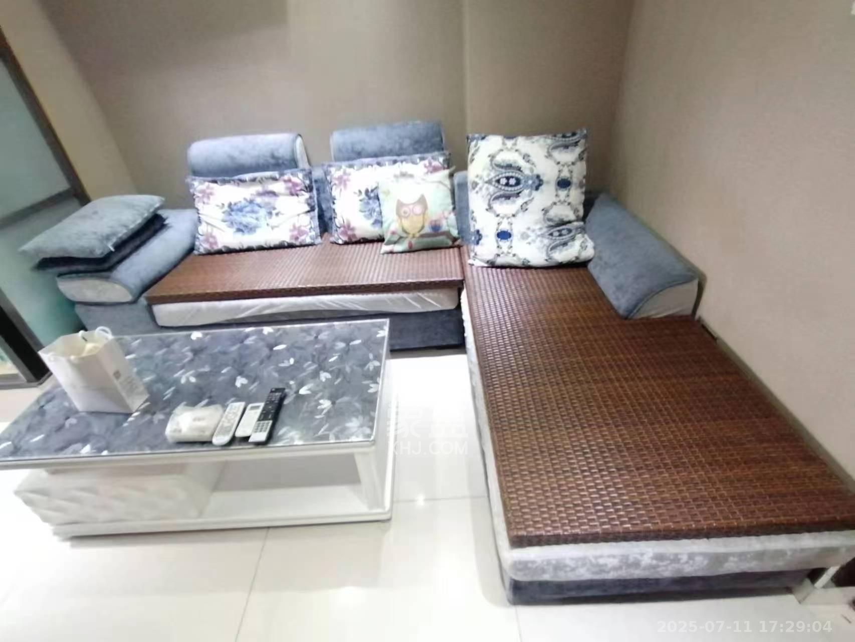 金色loft（鑫秋大厦）  2室2厅1卫   2100.00元/月