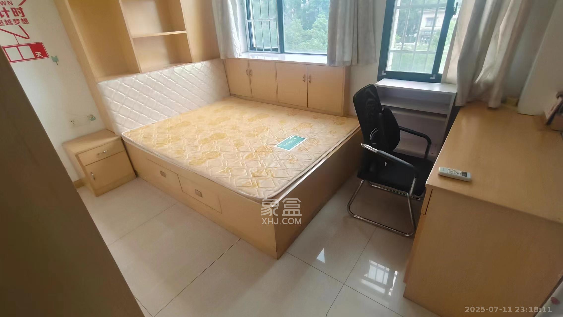 长房时代城  1室1厅1卫   1500.00元/月