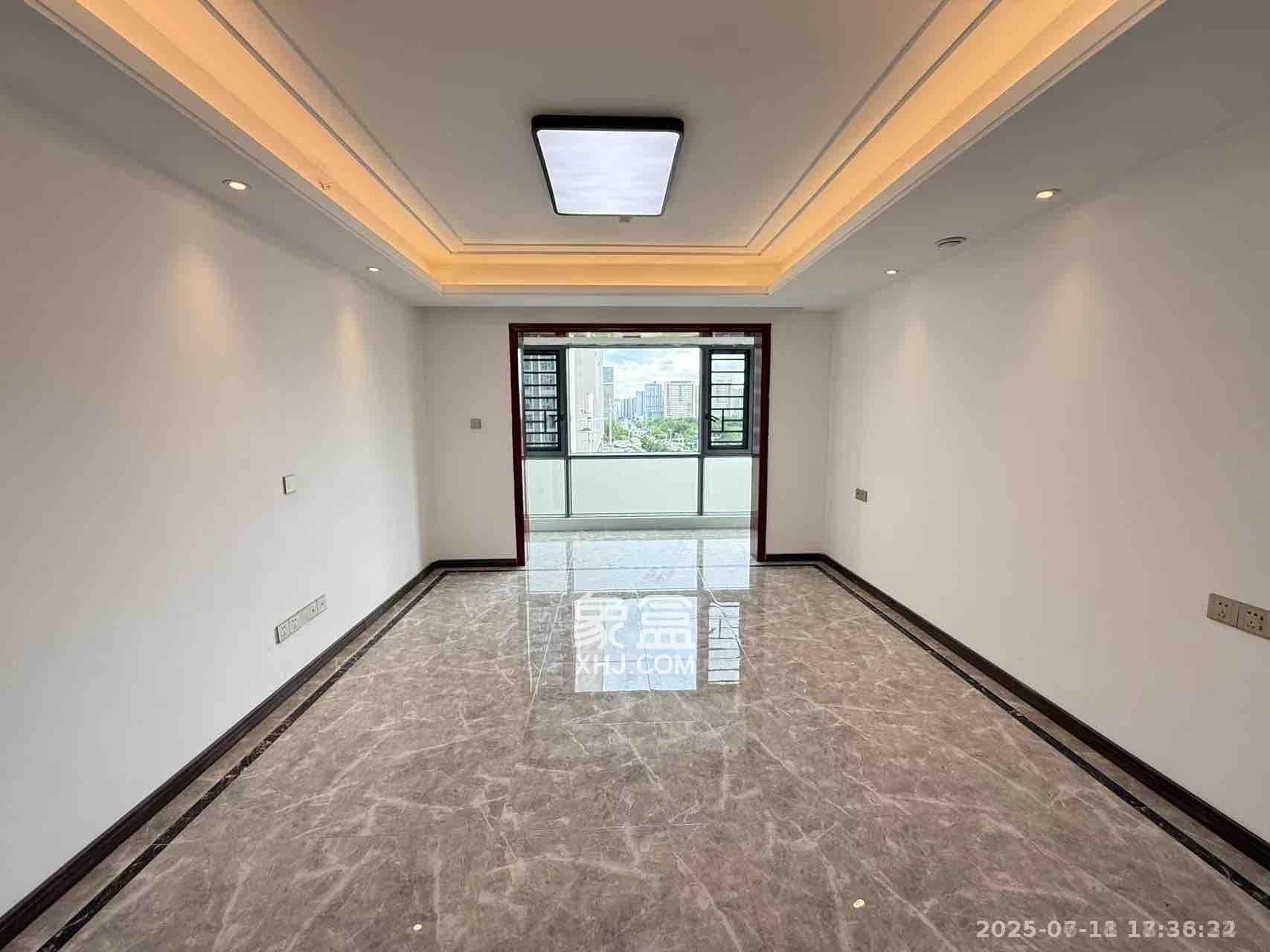 绿地长沙城际空间站(绿地新里佳苑) 4室2厅2卫 3600.0元/月 绿地长沙城际空间站(绿地新里佳苑) 4室2厅2卫 3600.0元/月室内图