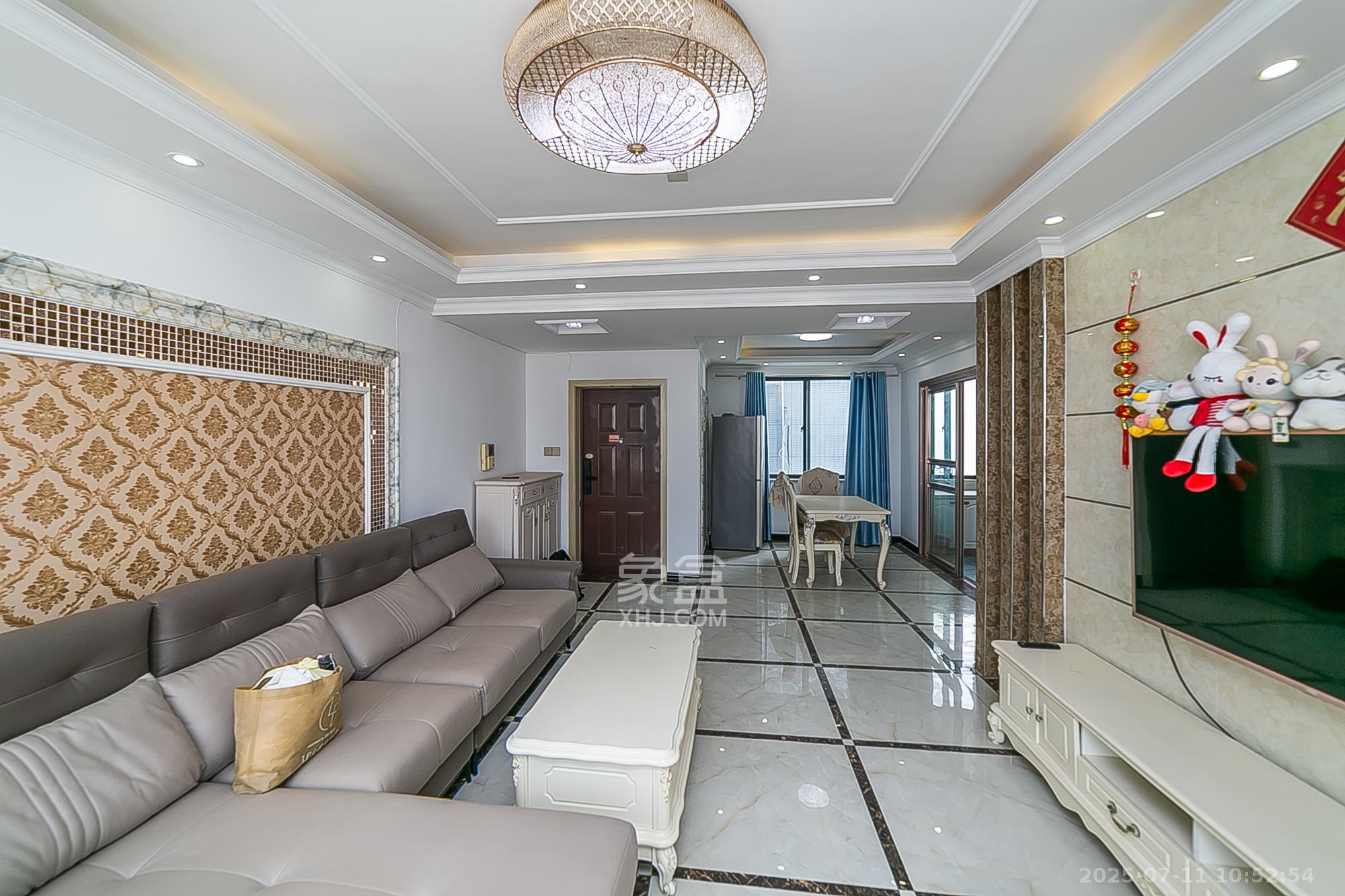 融橙上品  3室2厅1卫    2500.0元/月 融橙上品  3室2厅1卫    2500.0元/月室内图