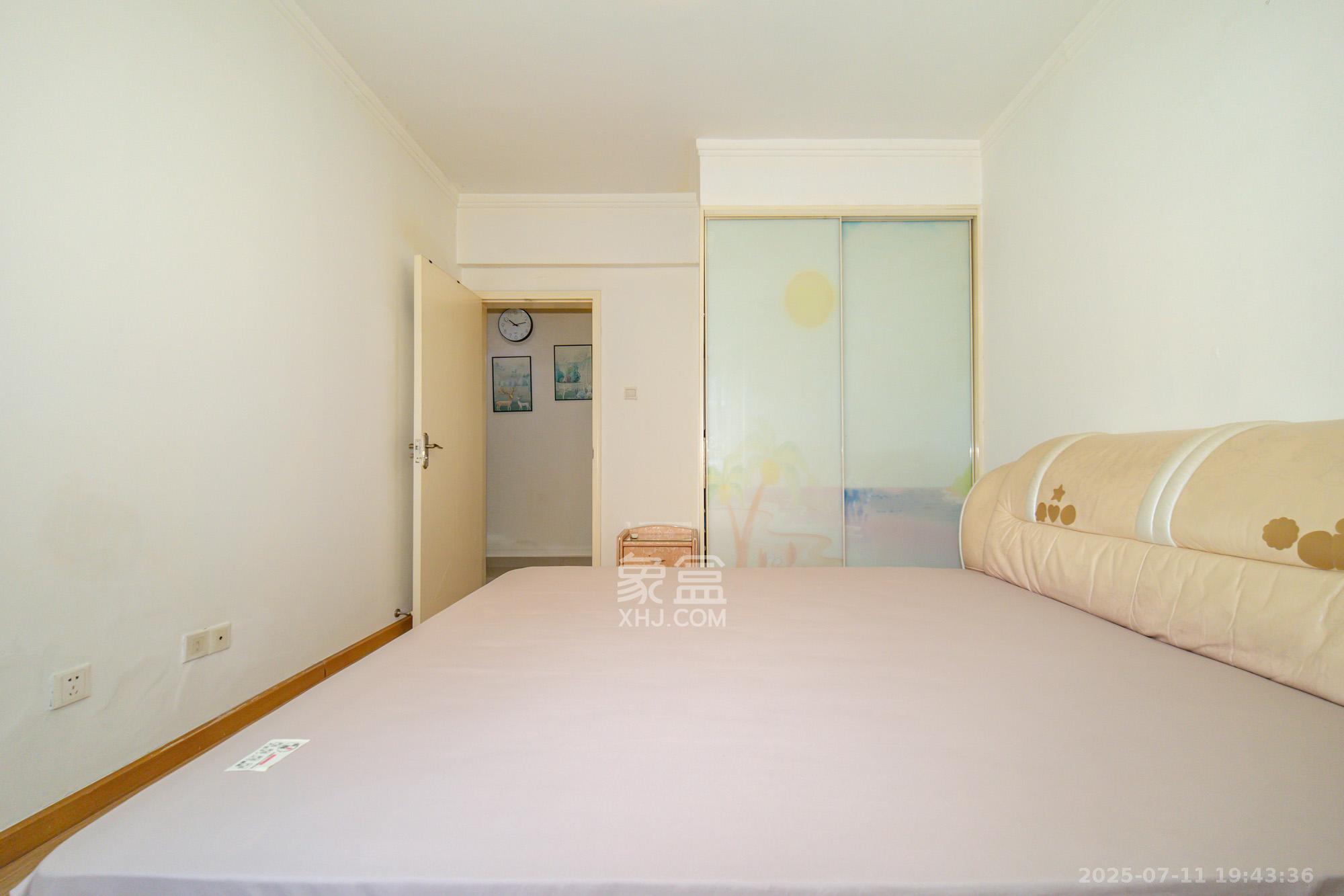 尚都花园城  2室2厅1卫    47.0万 尚都花园城  2室2厅1卫    47.0万卧室