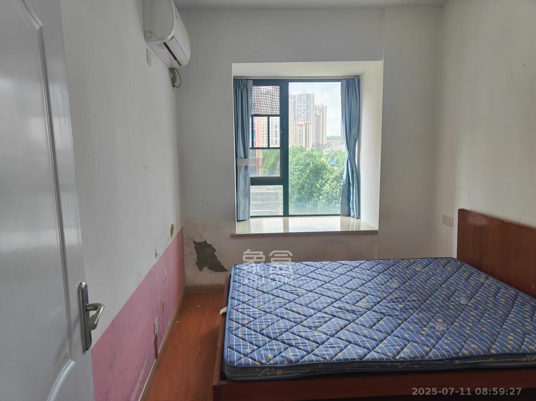 博长山水香颐  4室2厅2卫    2000.0元/月室内图