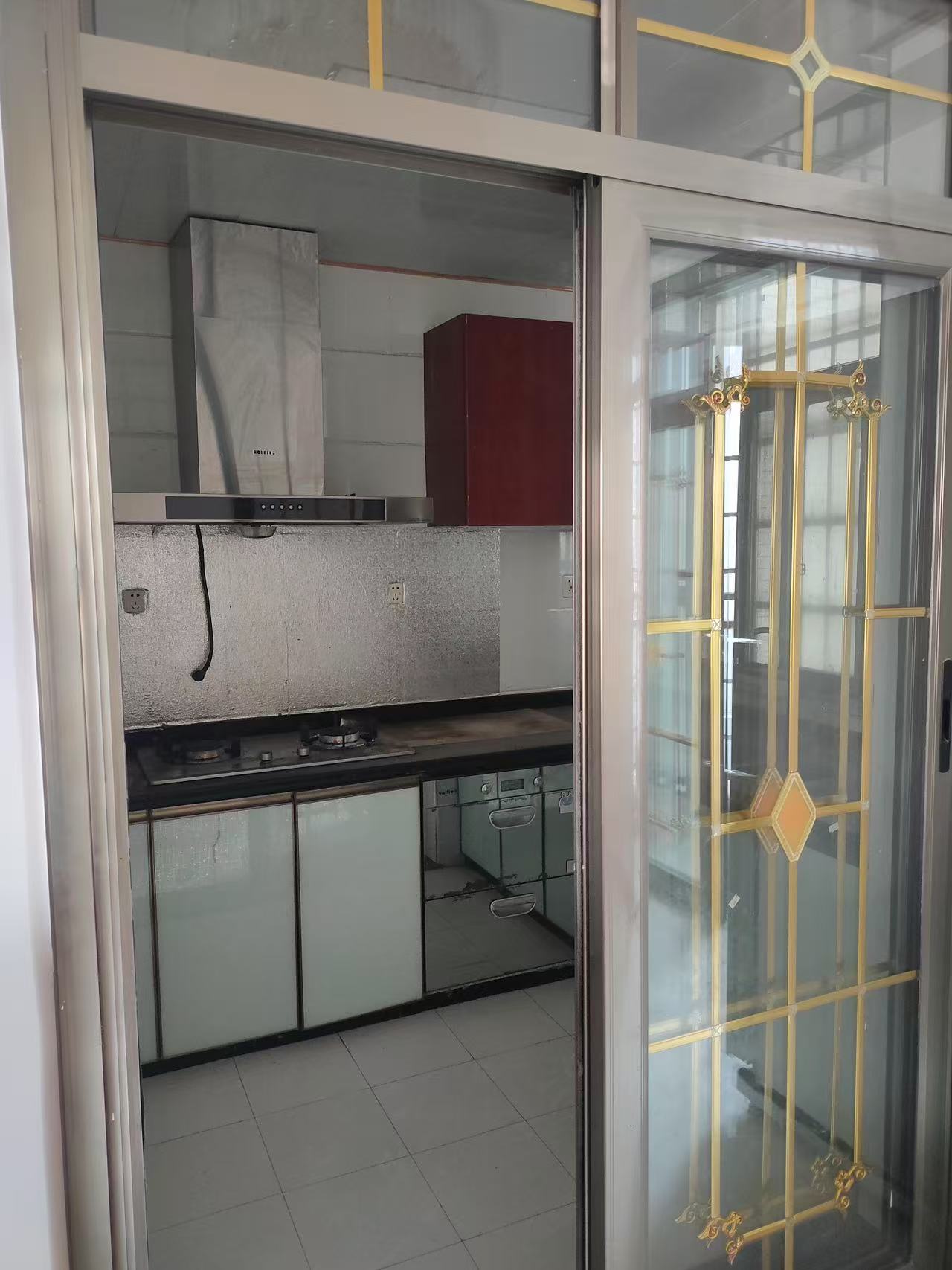 新外滩 1室0厅0卫 1500.0元/月 新外滩 1室0厅0卫 1500.0元/月室内图